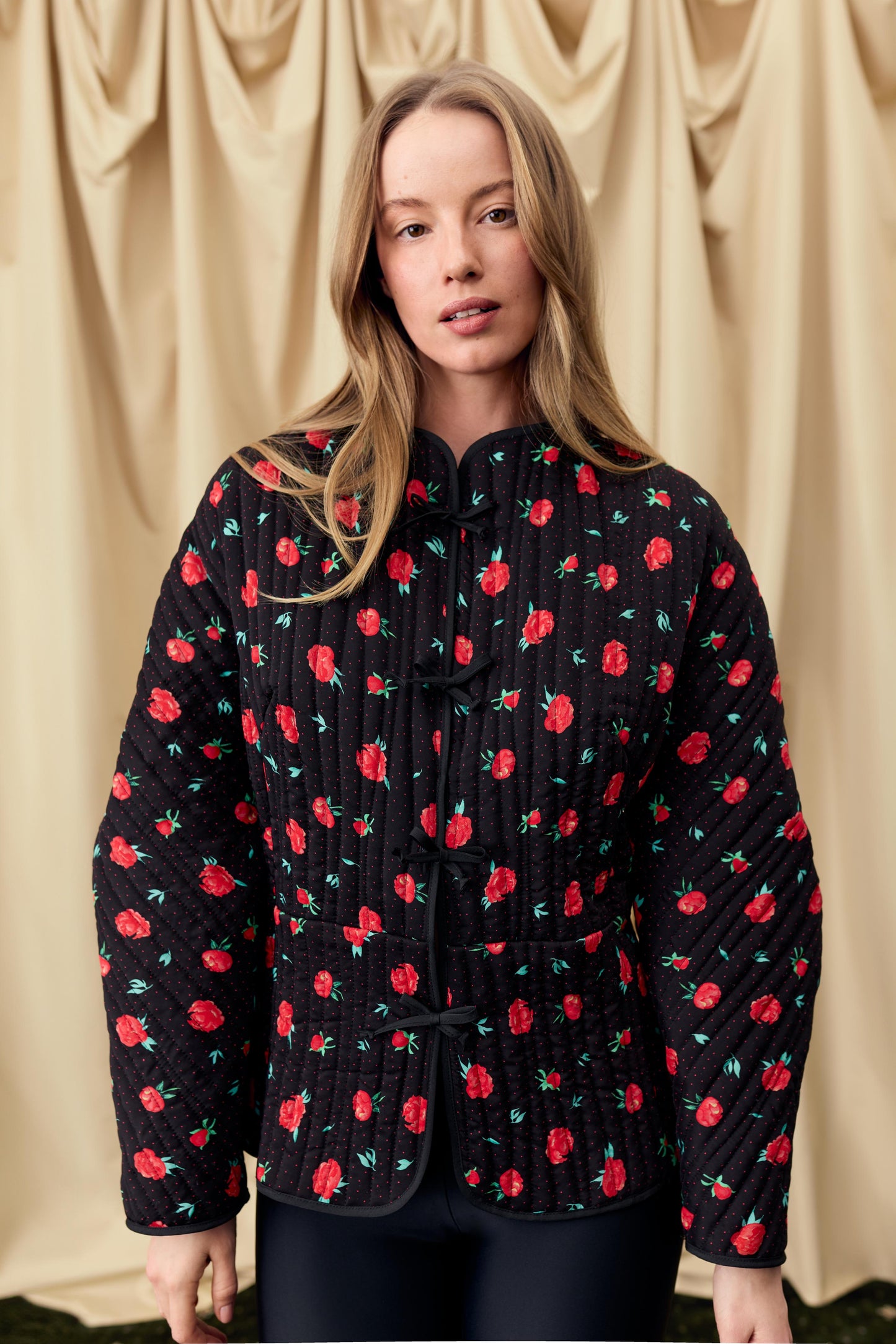 Hebao Quilted Jacket in Poppies Print