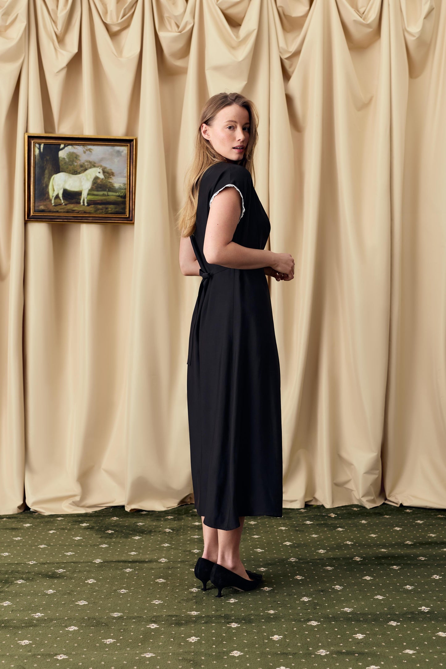 Poppi Midi Dress in Black