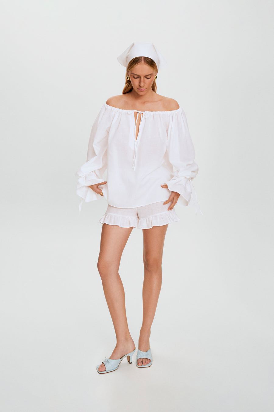 Cha-Cha Lounge Shorts with Headscarf in Milk