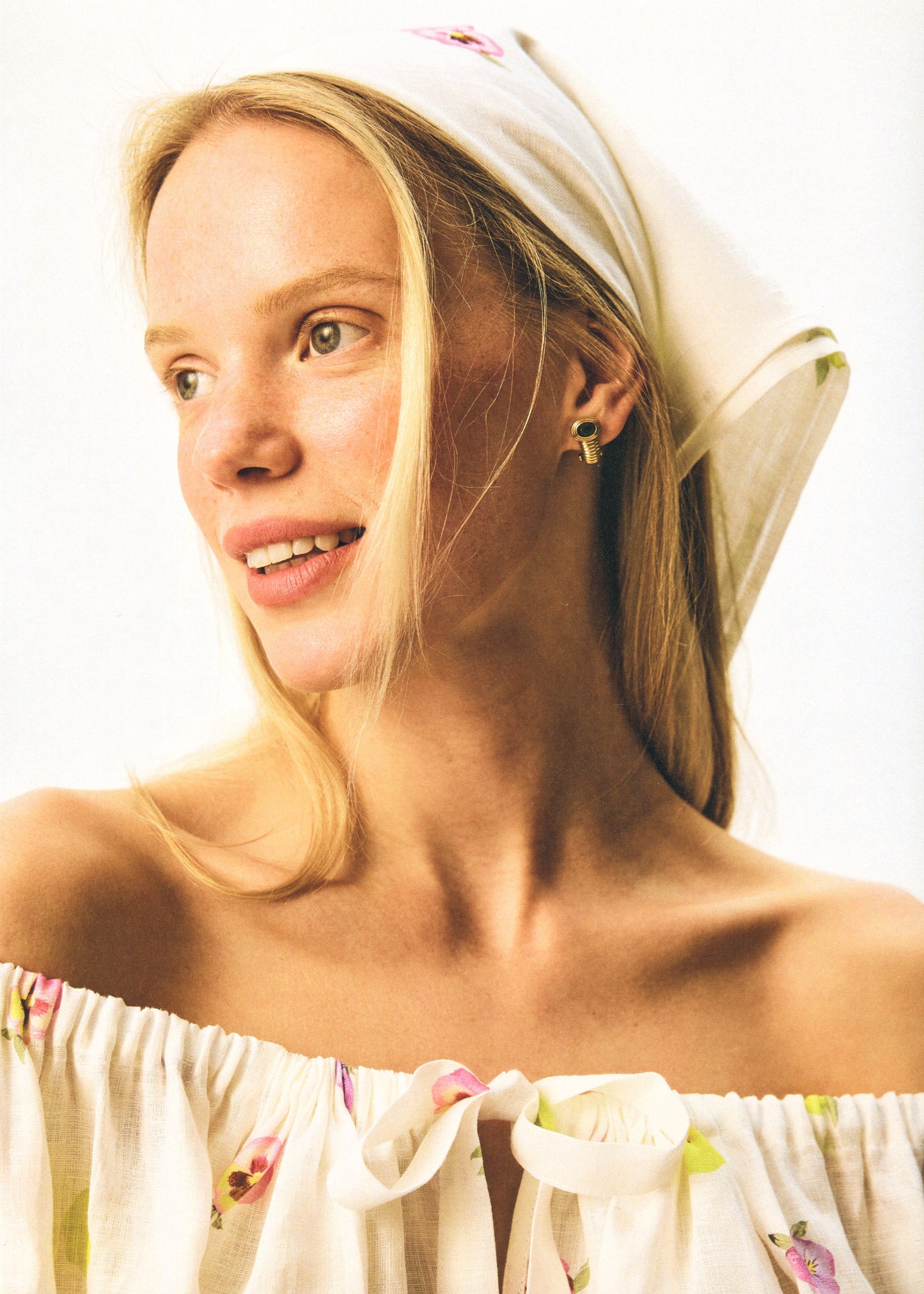 Cha-Cha Linen Lounge Pants with Headscarf in Pansies