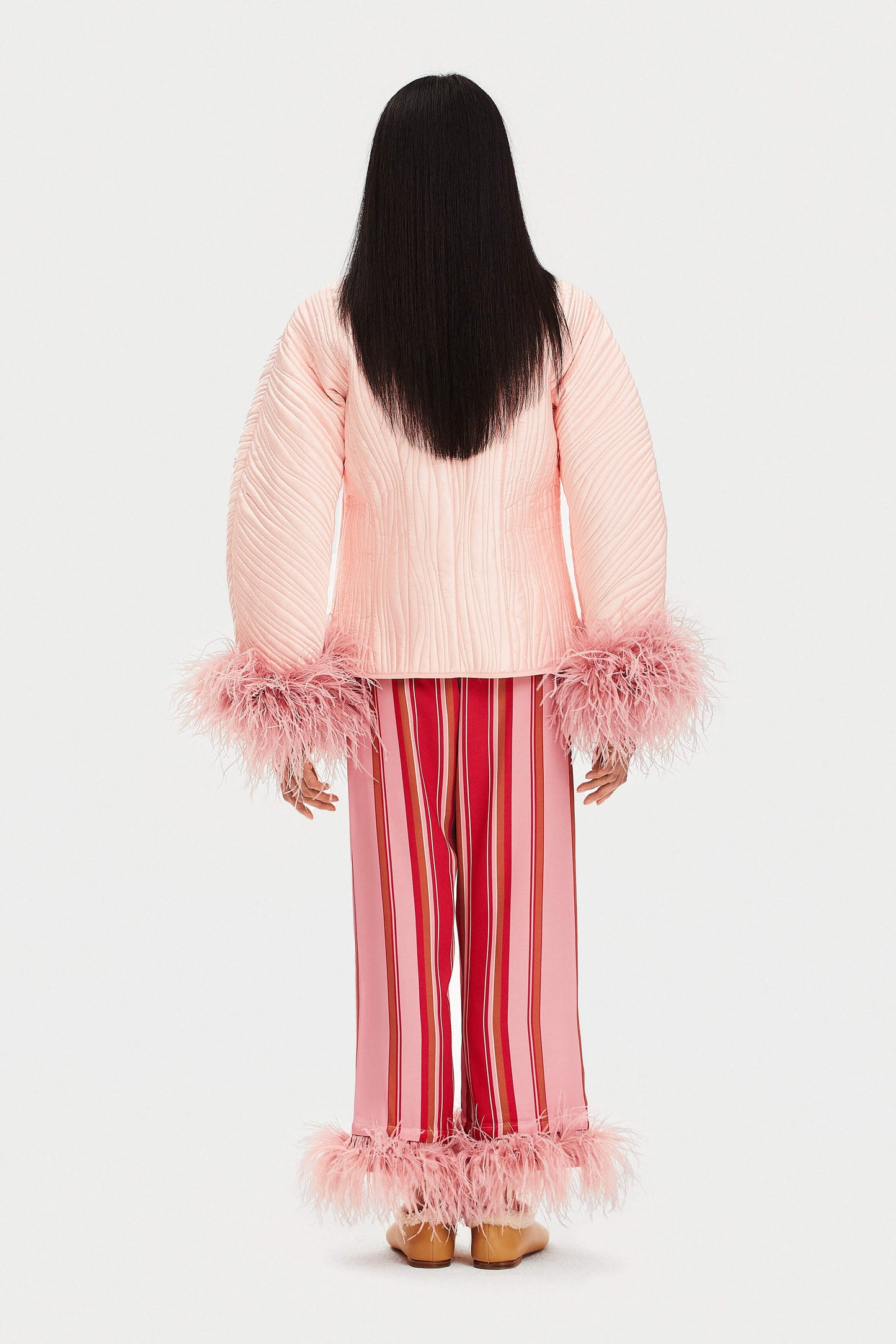 Hebao Jacket with Detachable Feathers in Pink