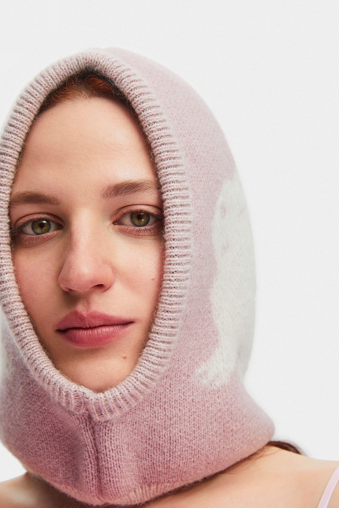 The White Rabbit Cashmere-blend Hood in Pink