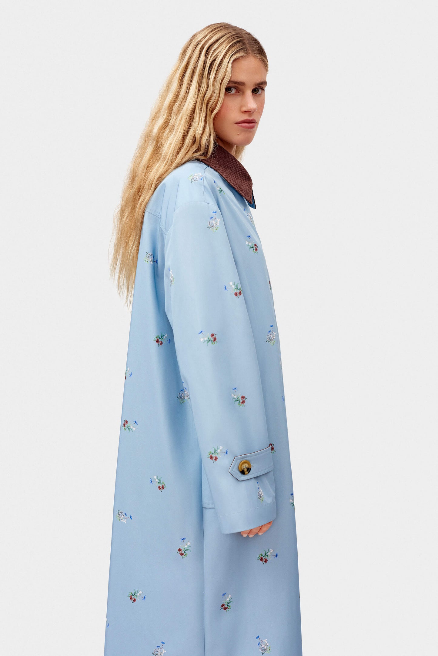 Yason Flower Trench Coat in Blue