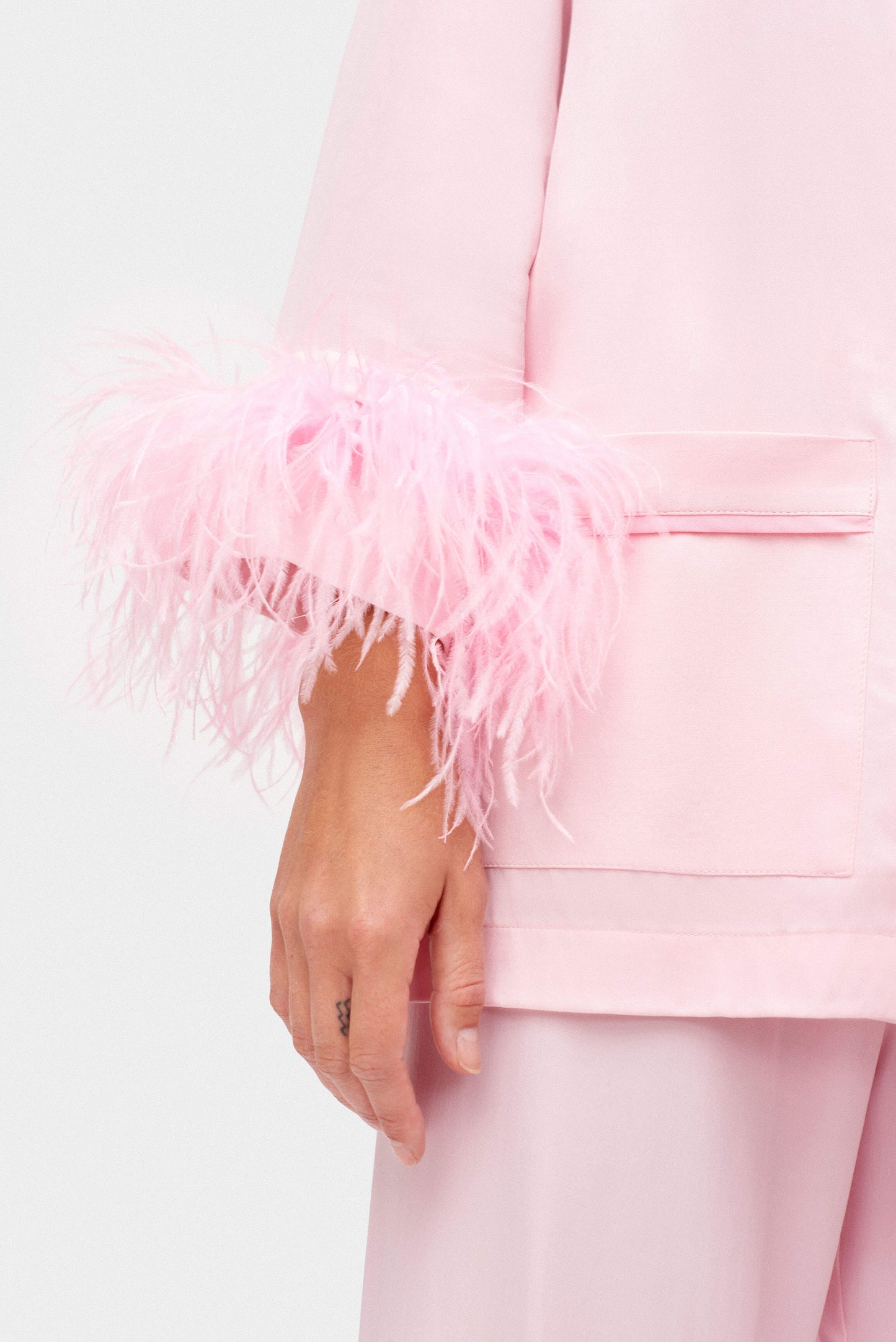 Party Pajama Set with Detachable Feathers in Light Pink