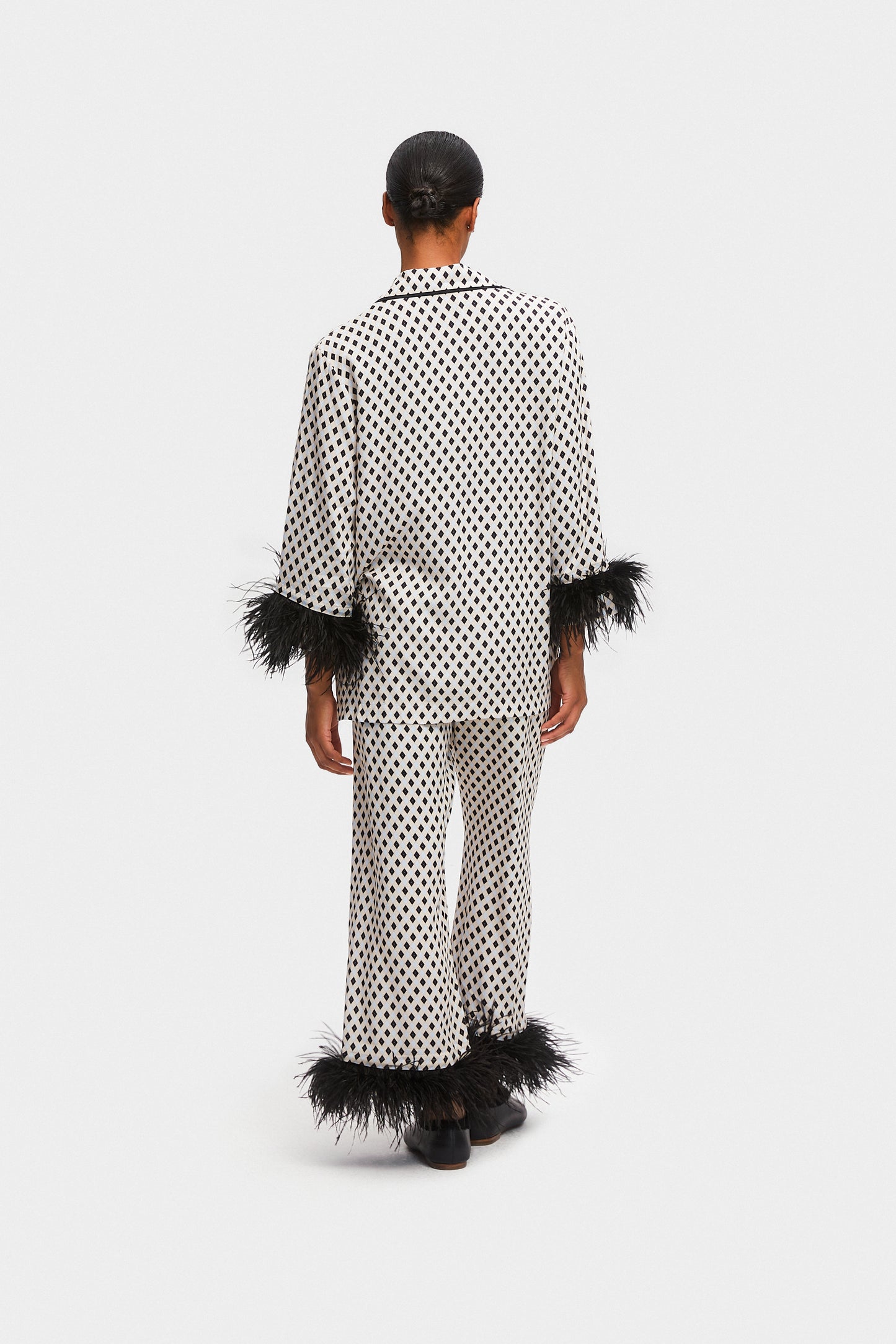 Party Pajamas Set with Detachable Feathers in Black Print
