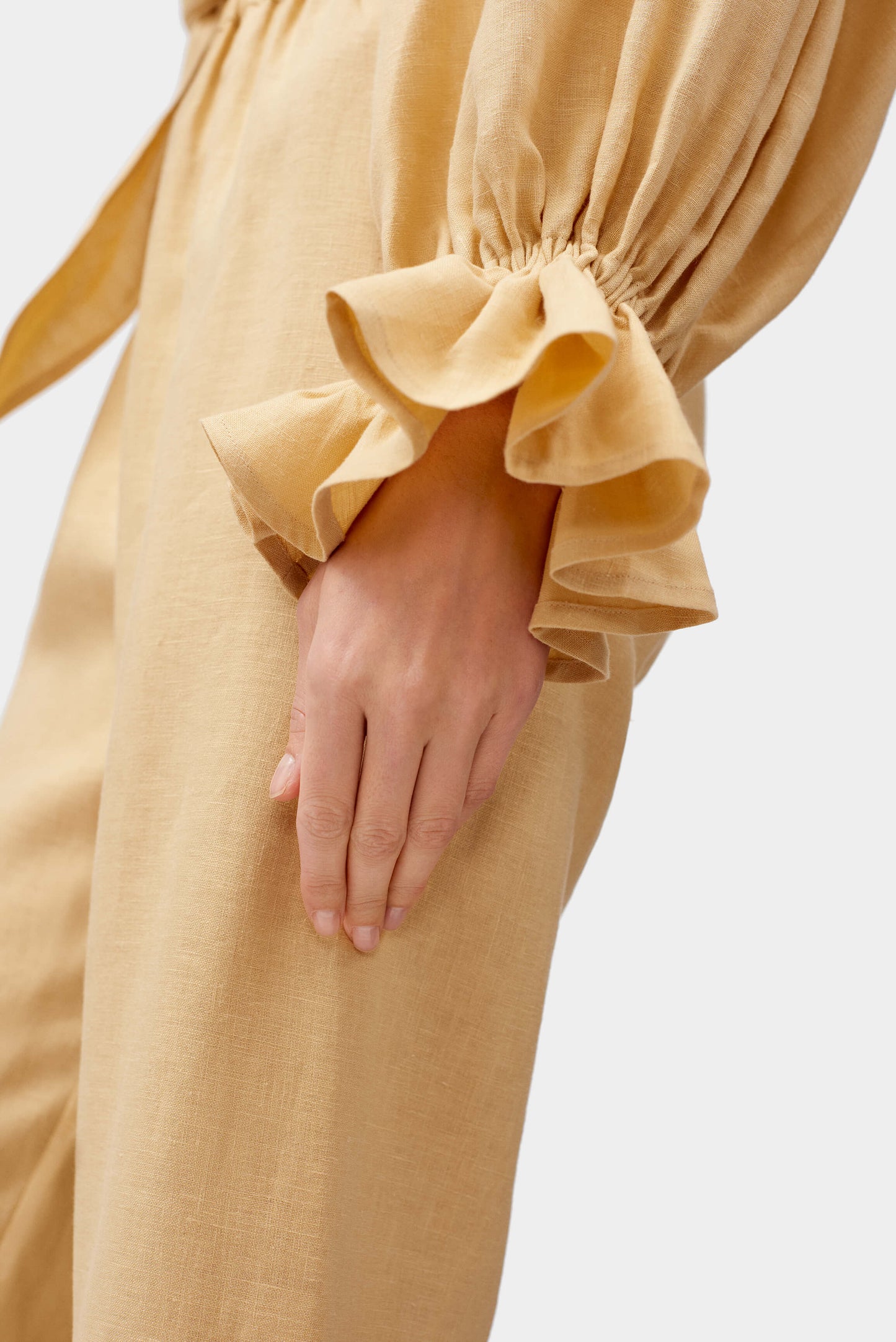 Rumba Linen Lounge Suit in Beige