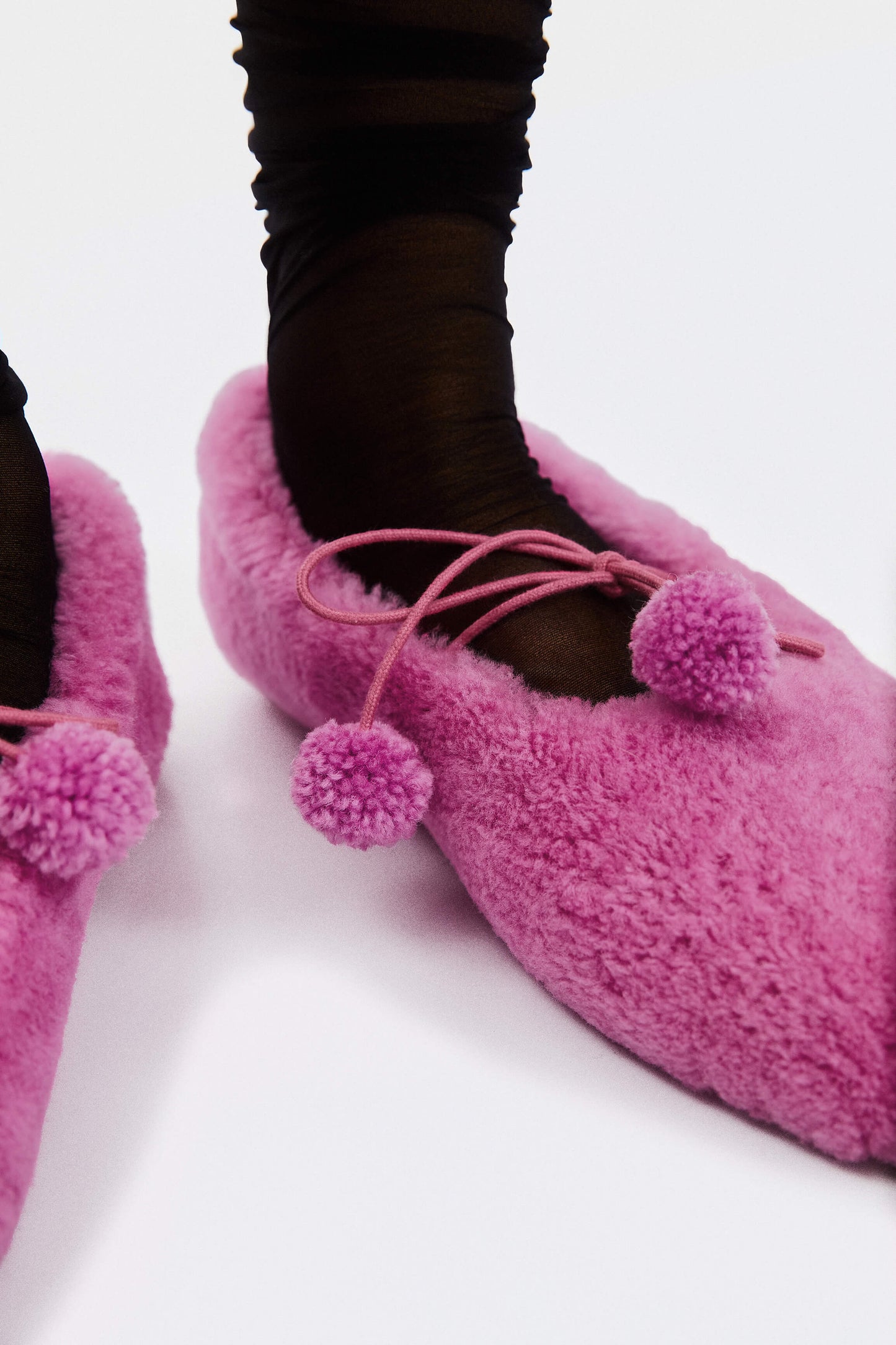 Lulu Shearling Slippers in Hot Pink