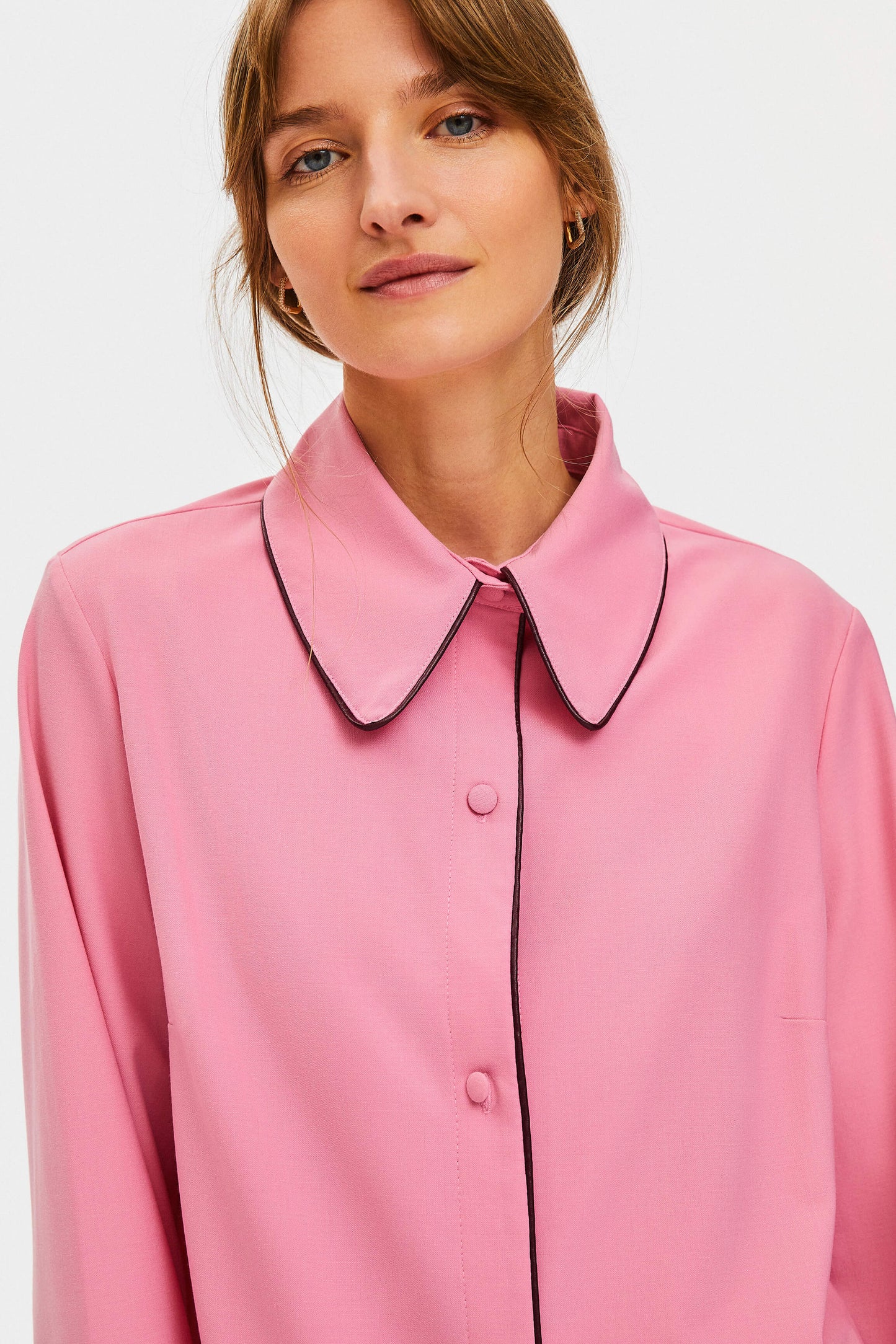 Off the Duty Shirt with Piping in Pink