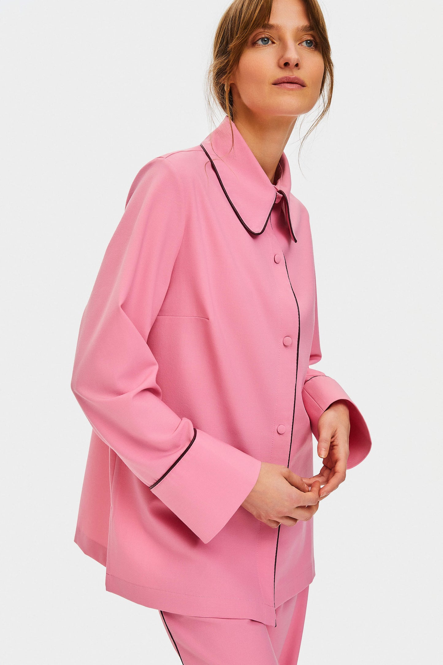 Off the Duty Shirt with Piping in Pink