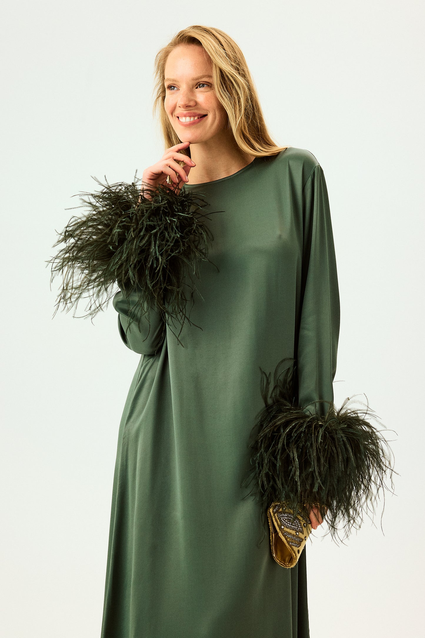 Suzi Maxi Dress with Detachable Feathers in Green