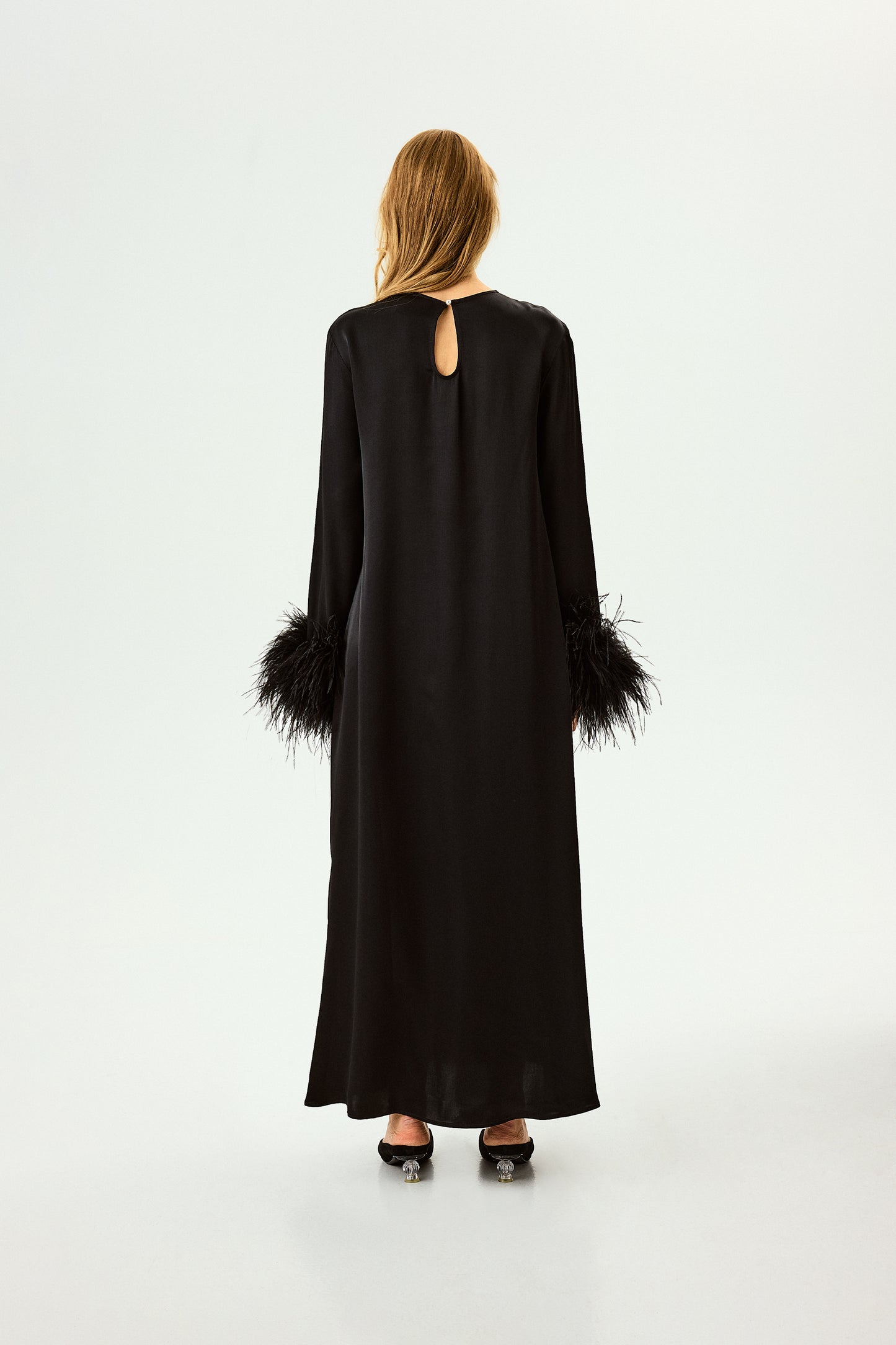 Suzi Maxi Dress with Detachable Feathers in Black