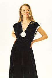The Genus Rosa Velvet Dress in Black