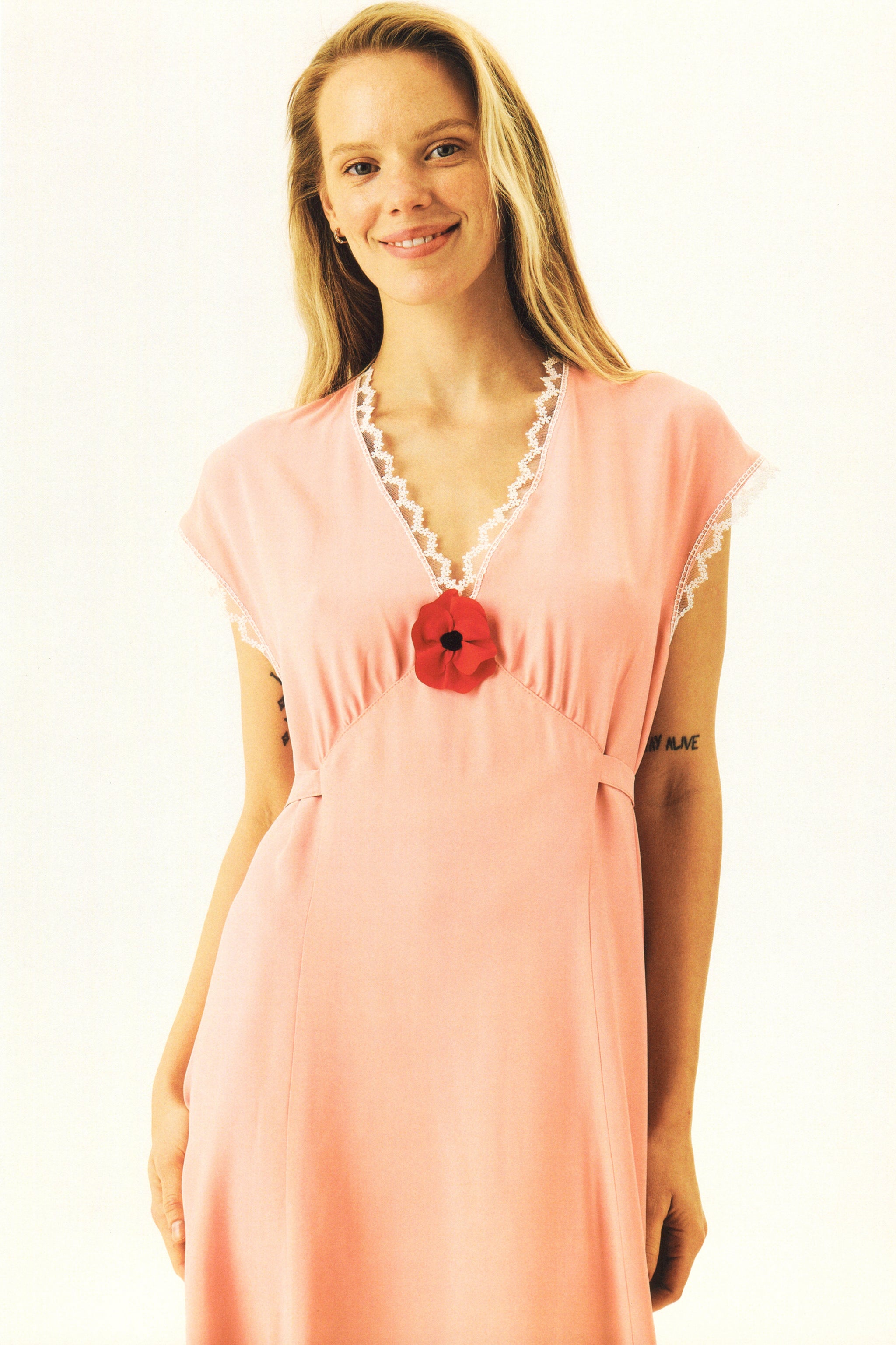 Poppi Midi Dress in Pink