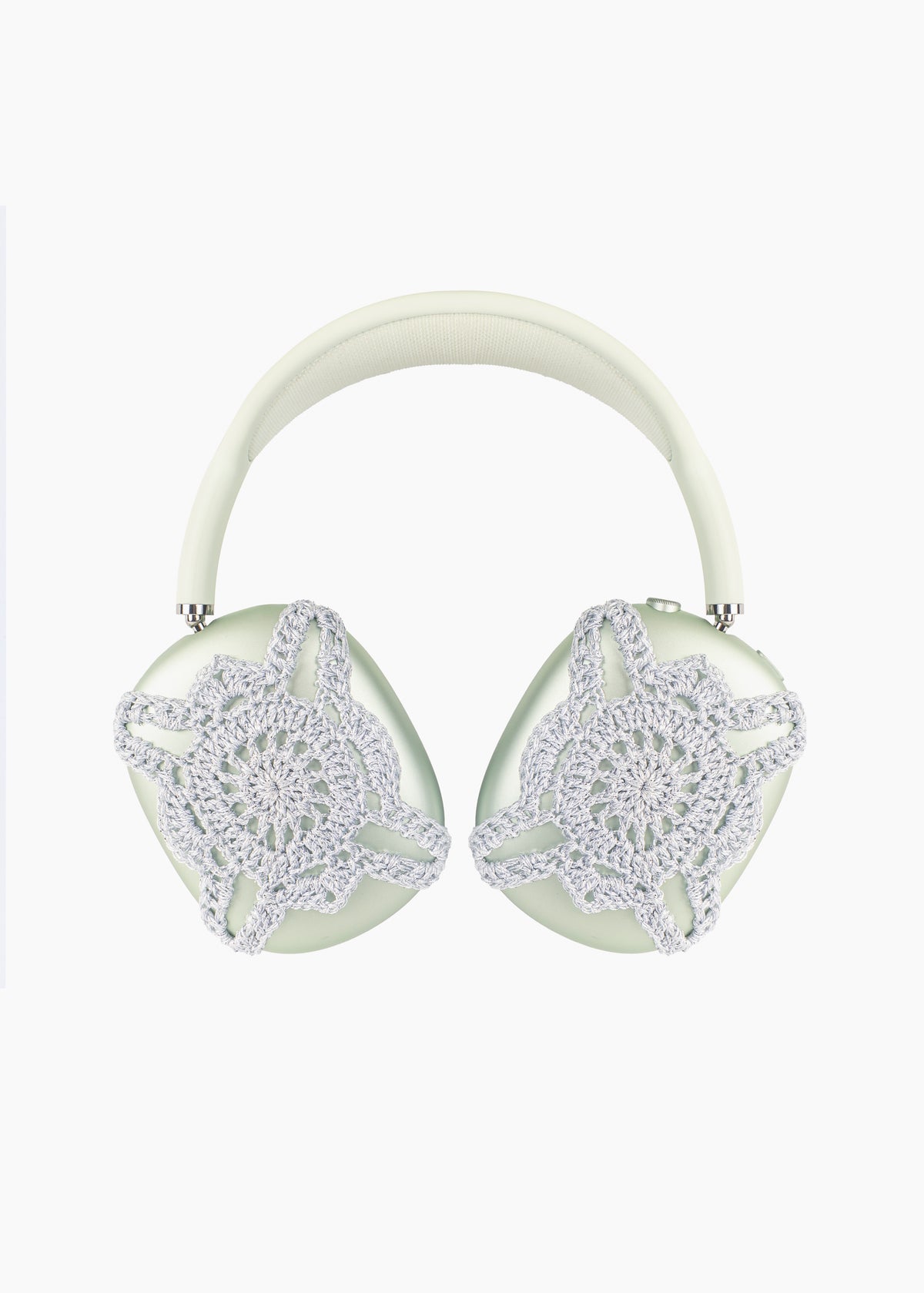 SLEEPER X EMI DID IT Crochet Knitted AirPods Max Cover in Silver