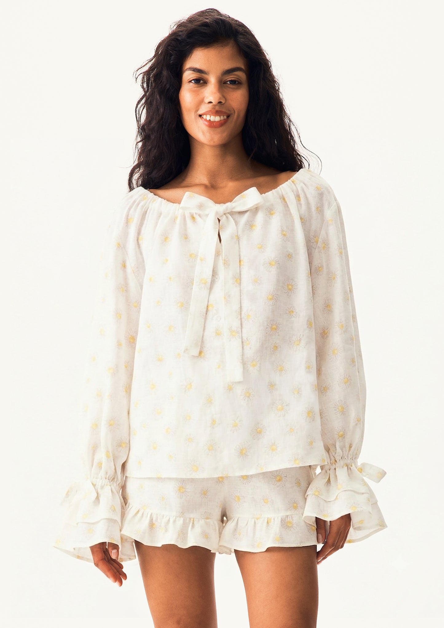 Cha-Cha Lounge Blouse in Daisies
