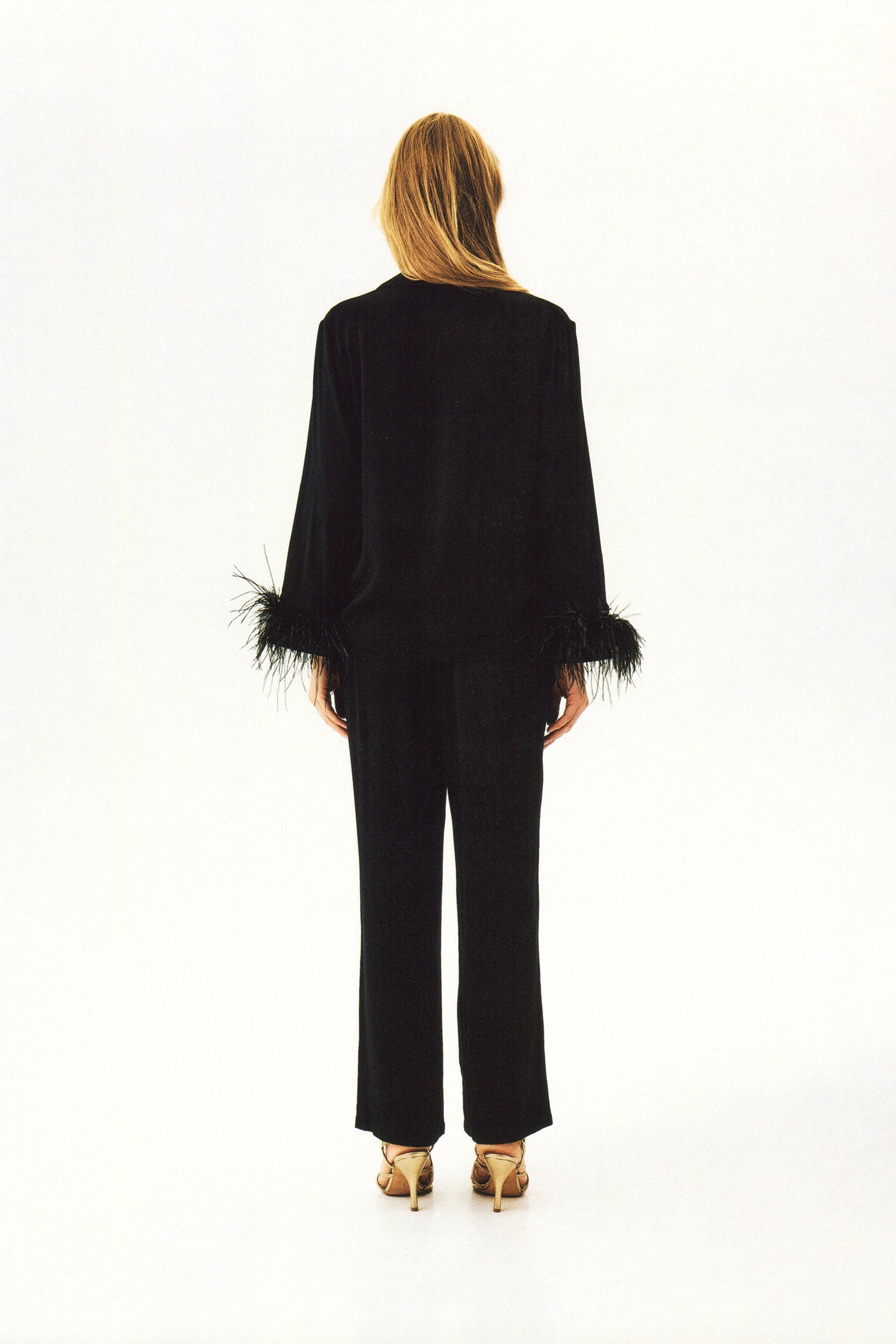 The Bow Pajama Set with Detachable Feathers in Black