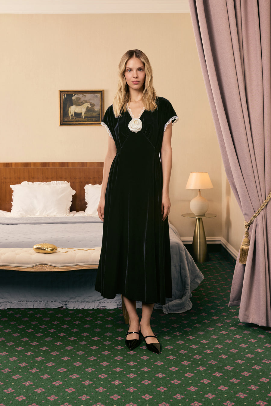 The Genus Rosa Velvet Dress in Black