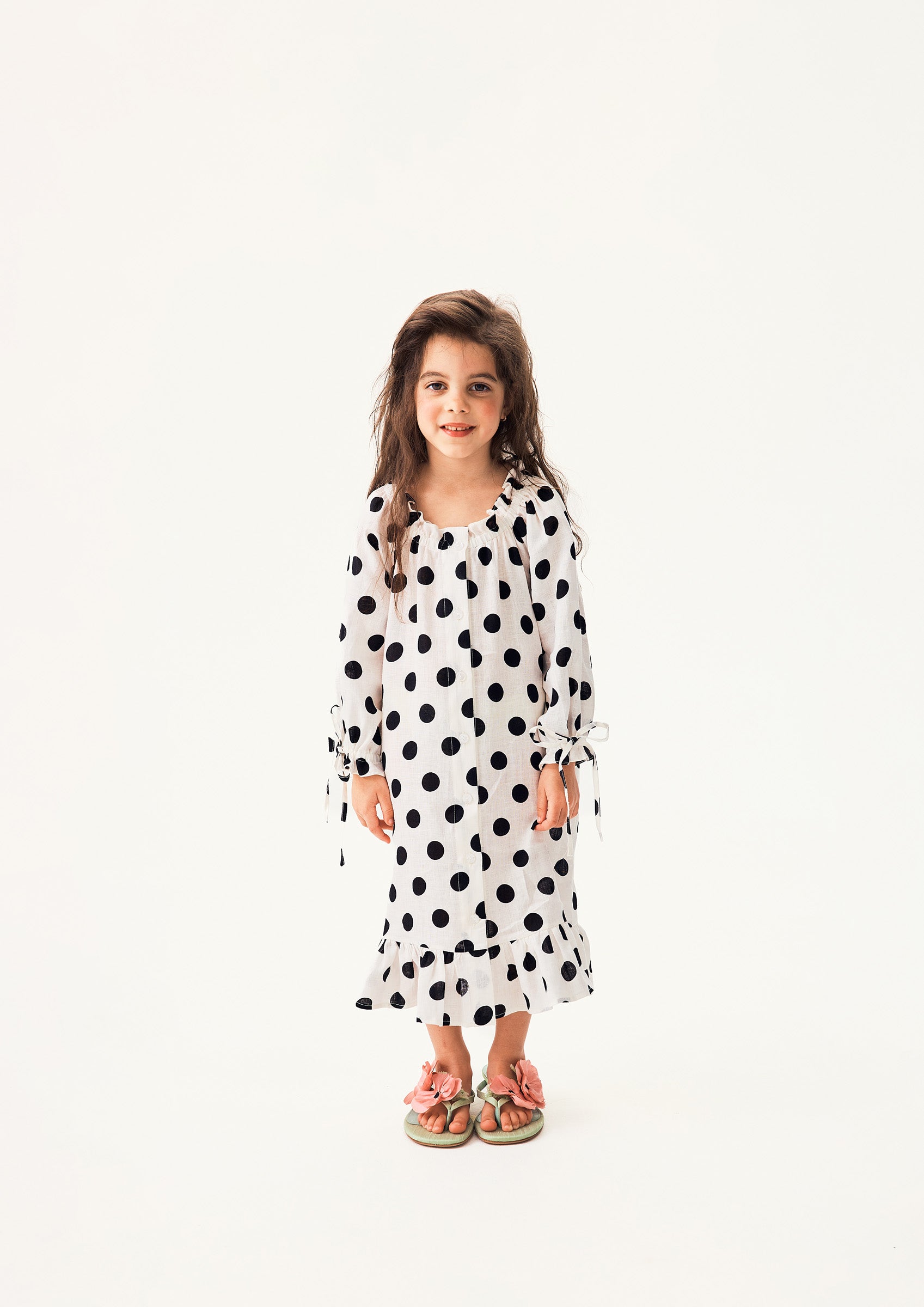 Loungewear Linen Kids Dress with Hair Ribbon in White and Black Polka dot
