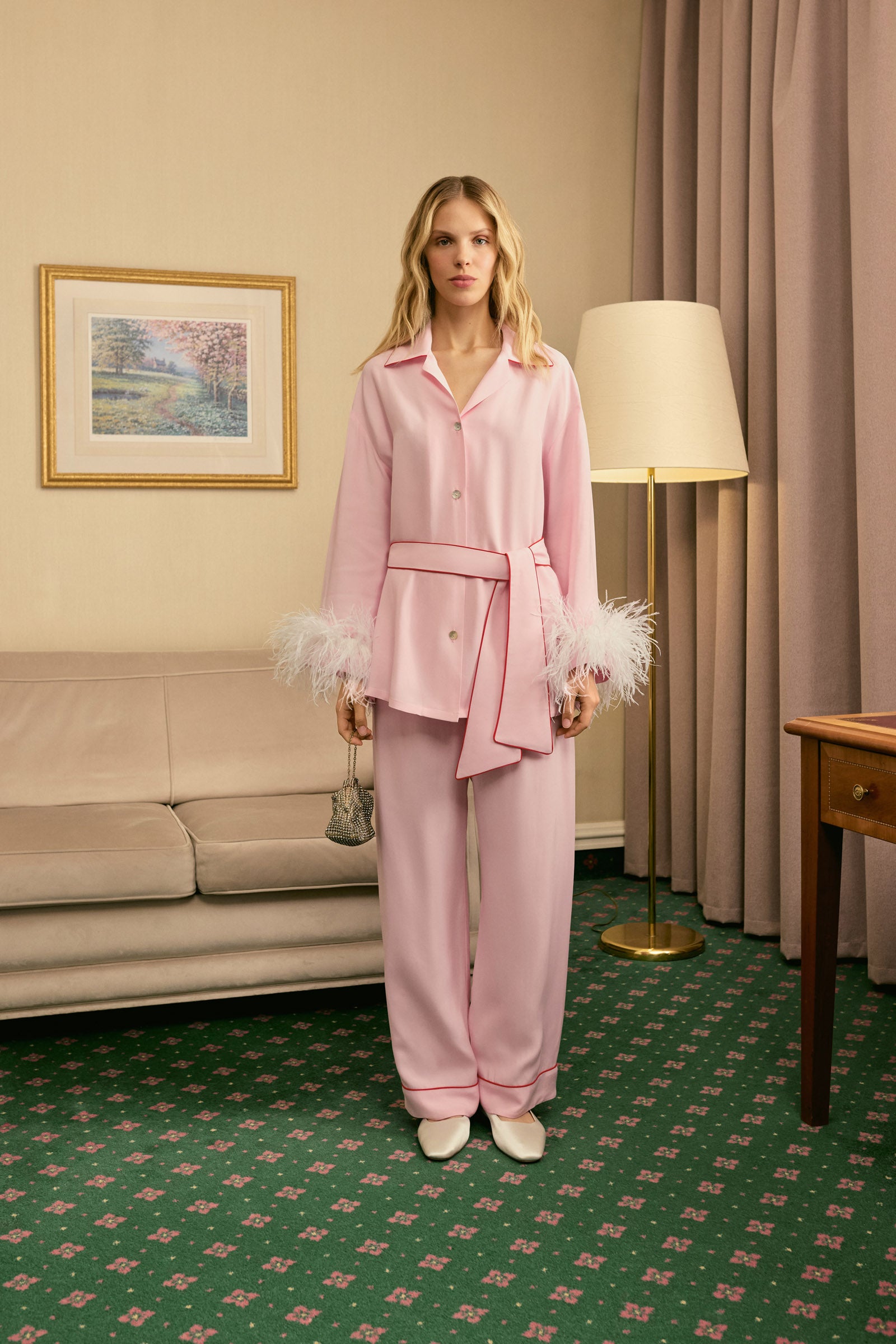 Miss Cat Belted Set with Detachable Feathers in Pink – Sleeper