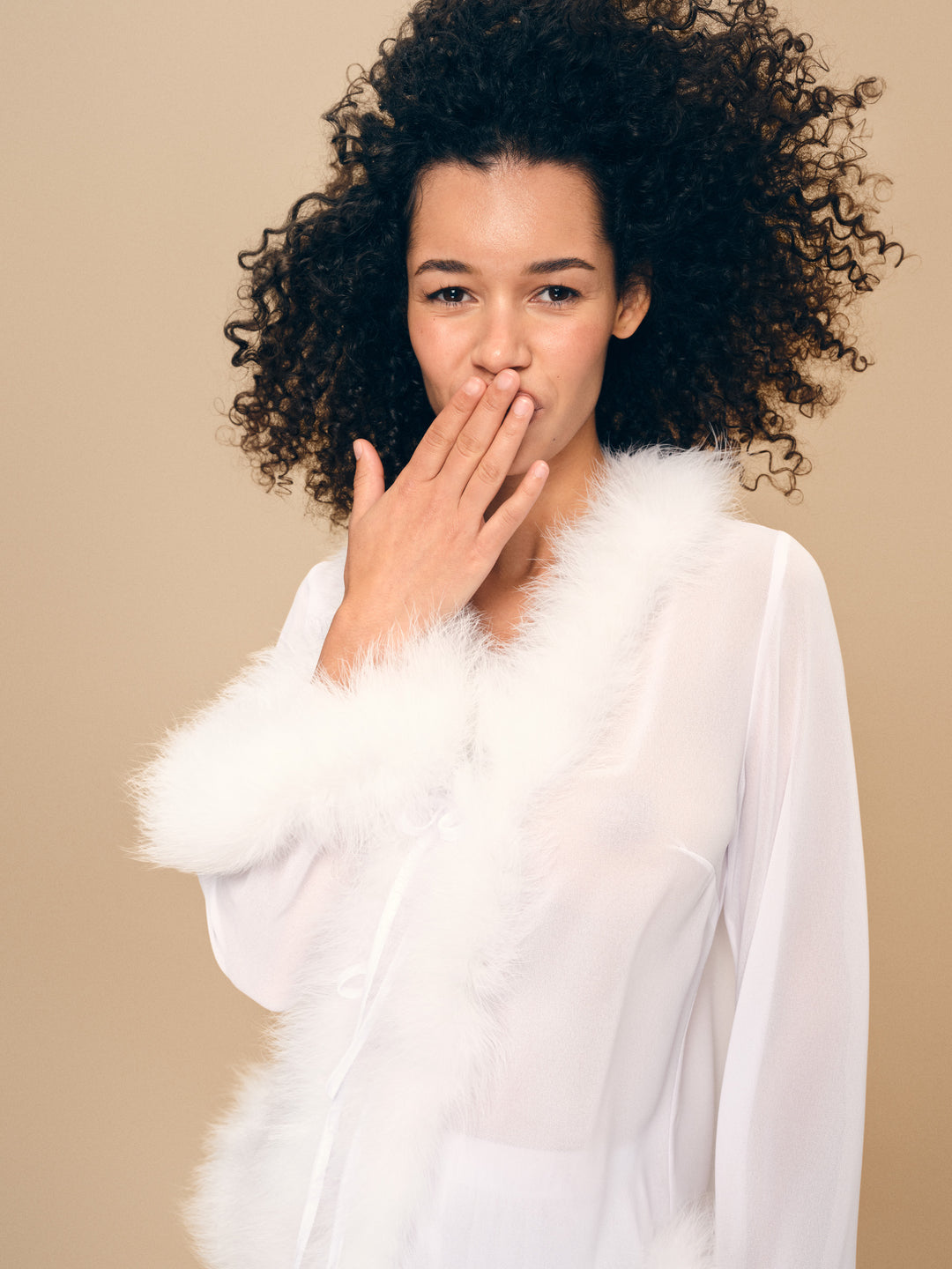 Afrodita Lounge Set in White