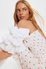 Arle Ruffled Linen Top in Strawberries