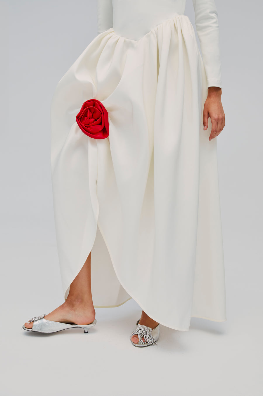 Aurora Maxi Dress in White With Red Rose