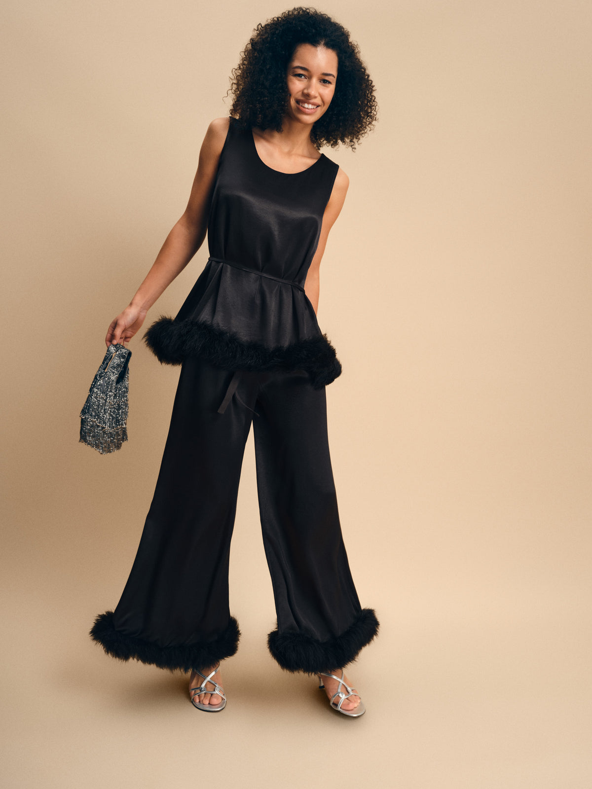 Bisou Bisou Pants with Feathers in Black