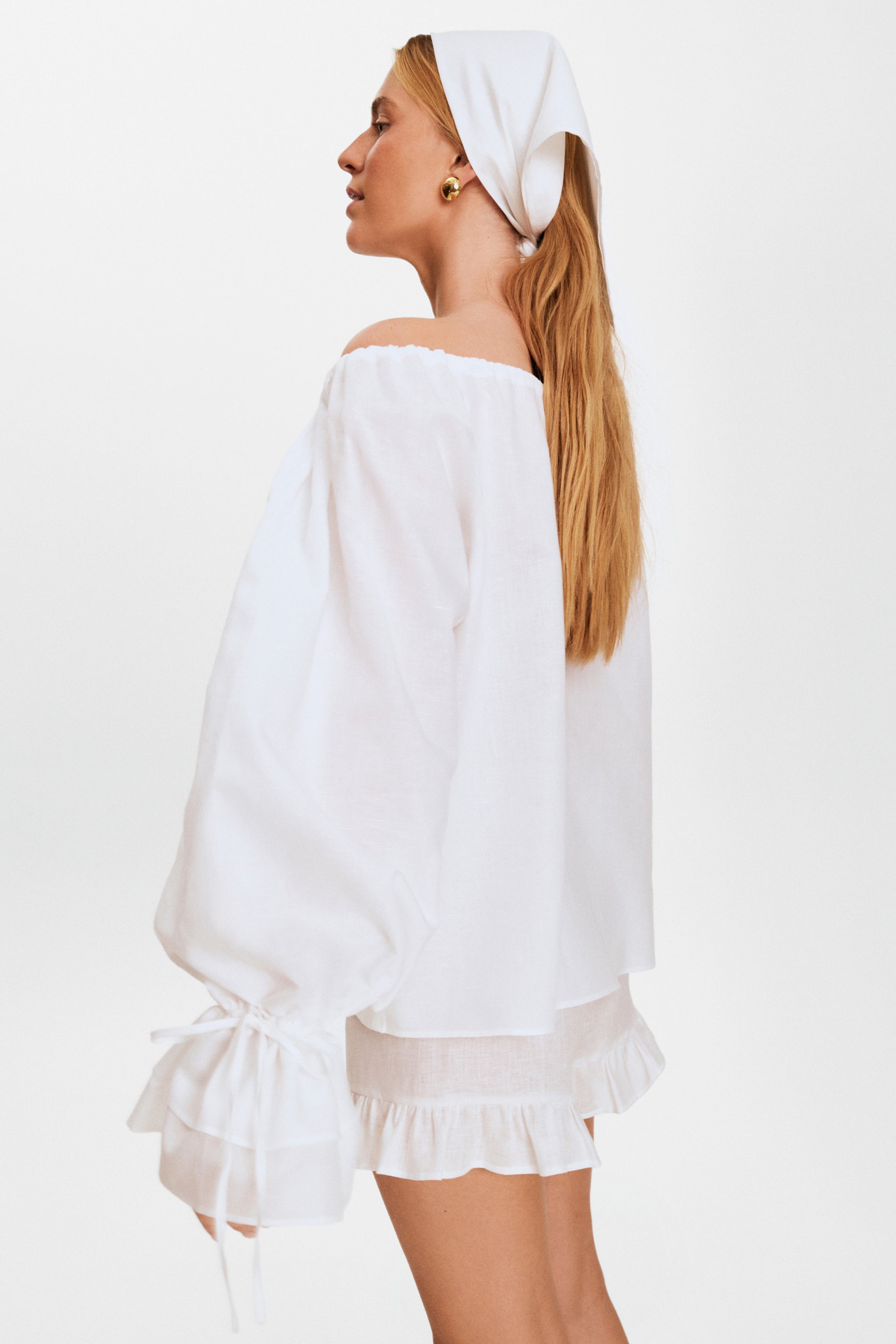 Cha-Cha Lounge Shorts with Headscarf in Milk