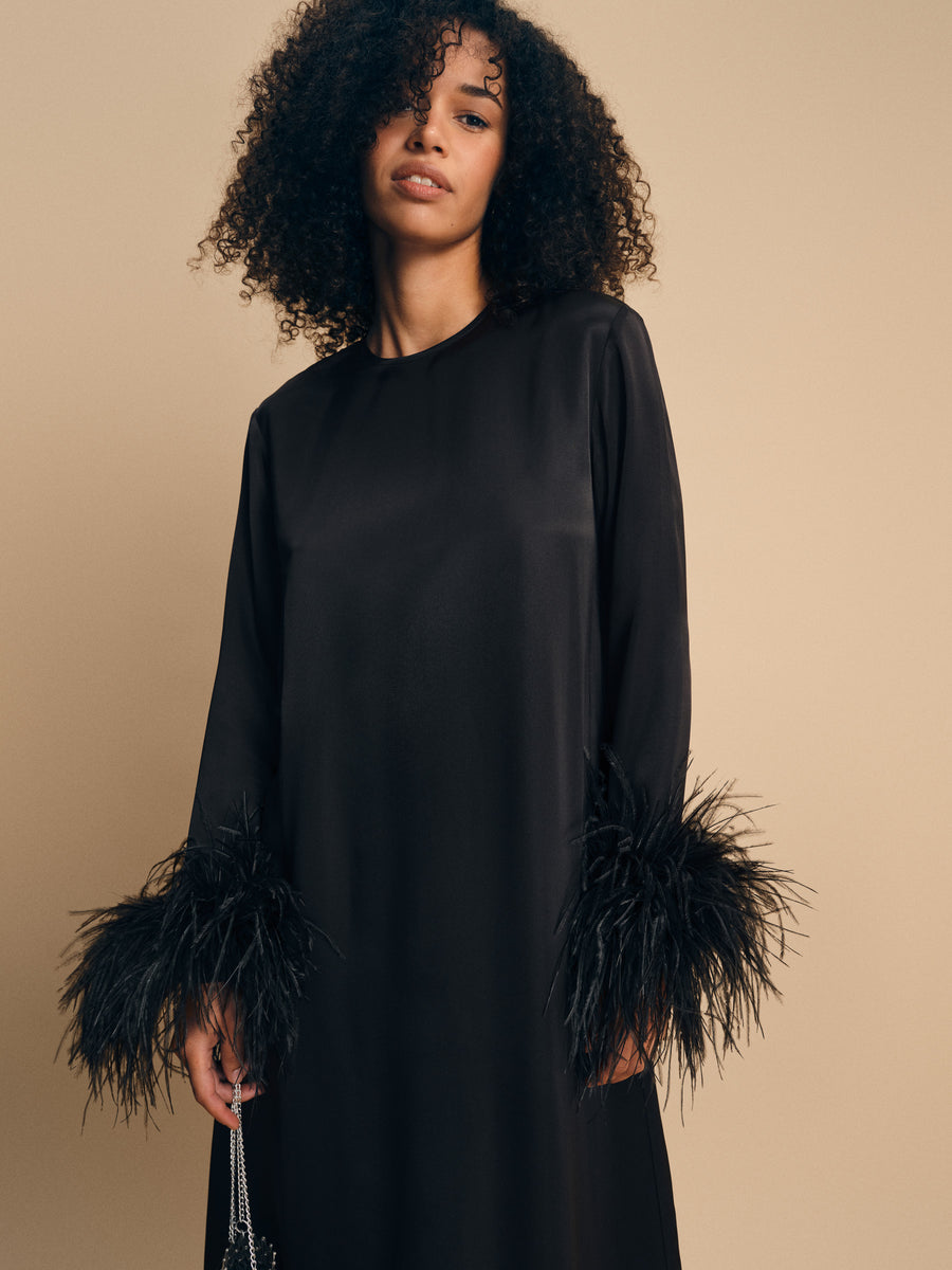 Suzi Maxi Dress with Detachable Feathers in Black