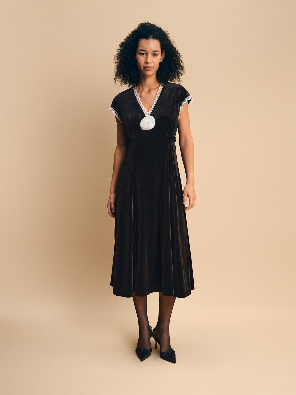 The Genus Rosa Velvet Dress in Black