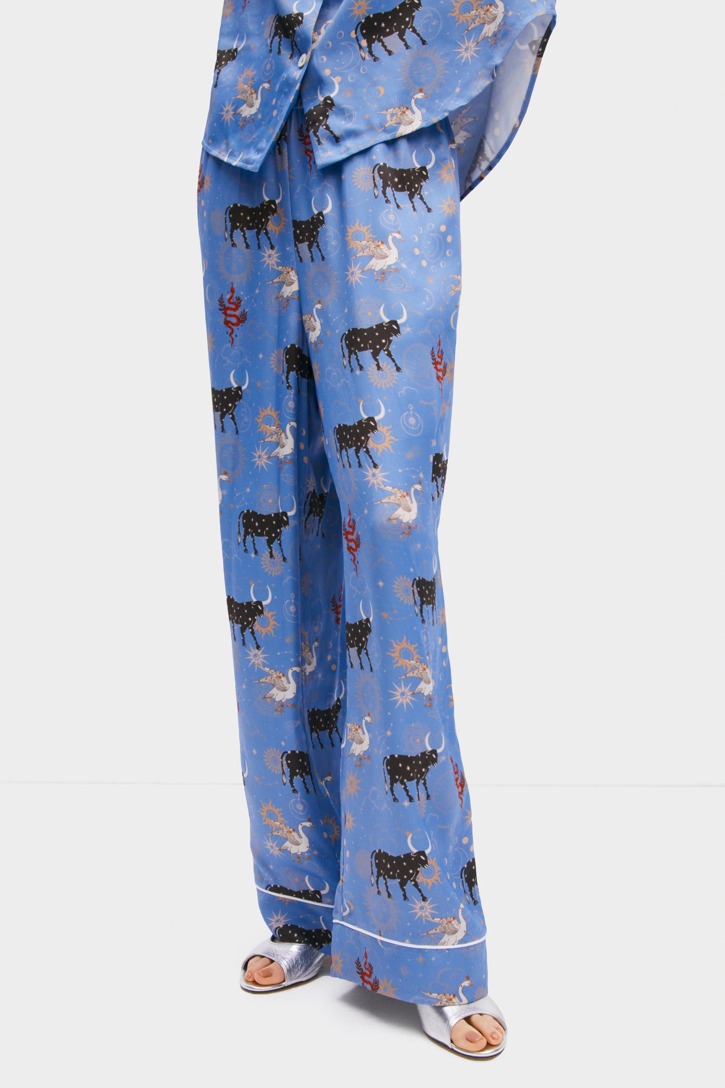 Pastelle Oversized Pants in Blue Mystic Print