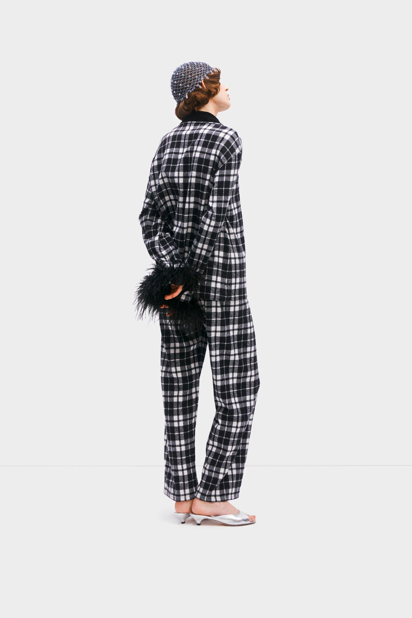 Checked Cotton-Flannel Set with Detachable Feathers in Monochrome