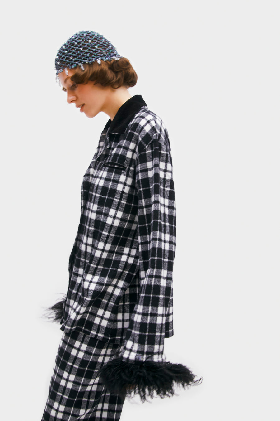 Checked Cotton-Flannel Set with Detachable Feathers in Monochrome