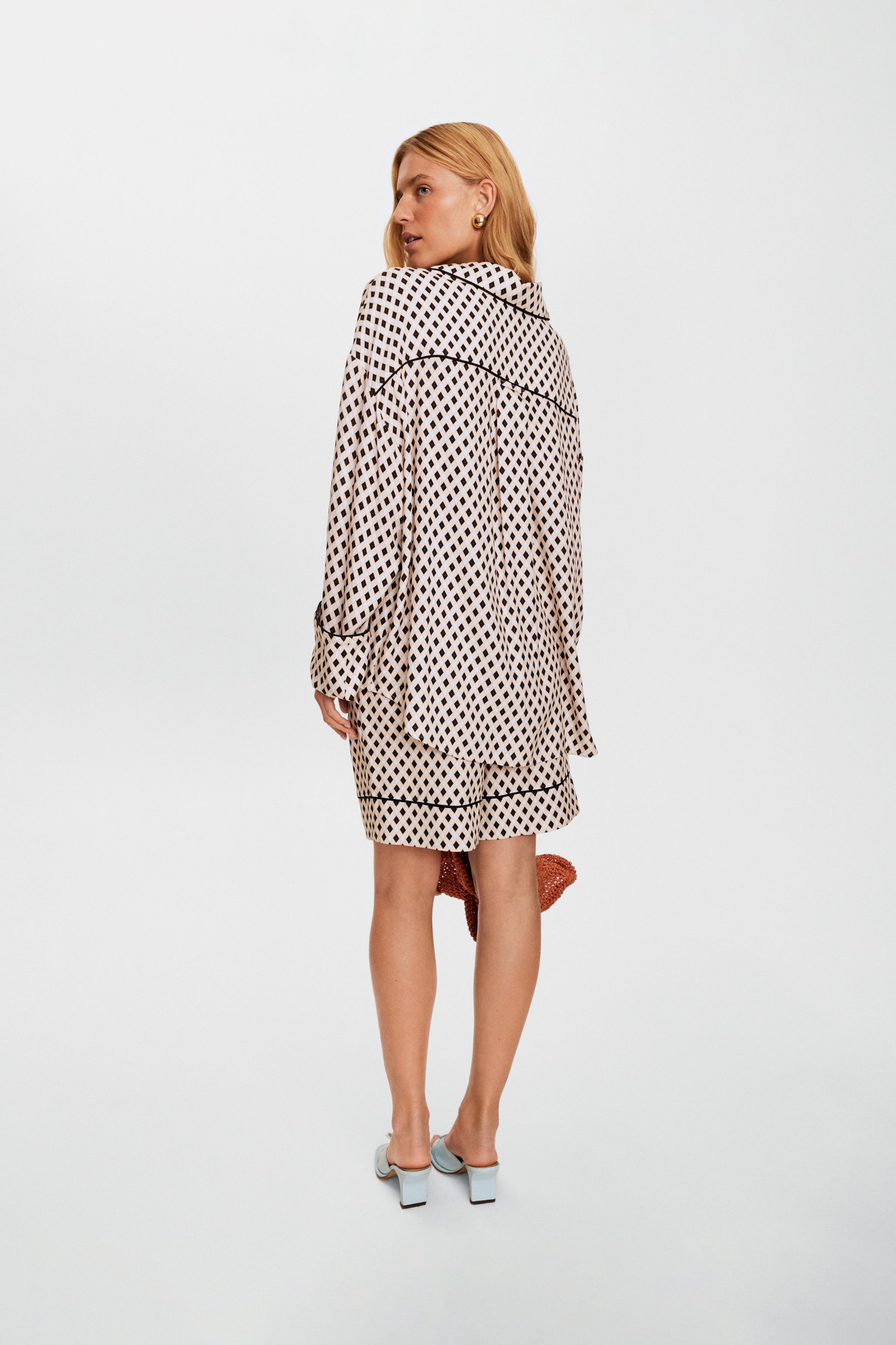 Pastelle Oversized Set with Shorts in Tie Print
