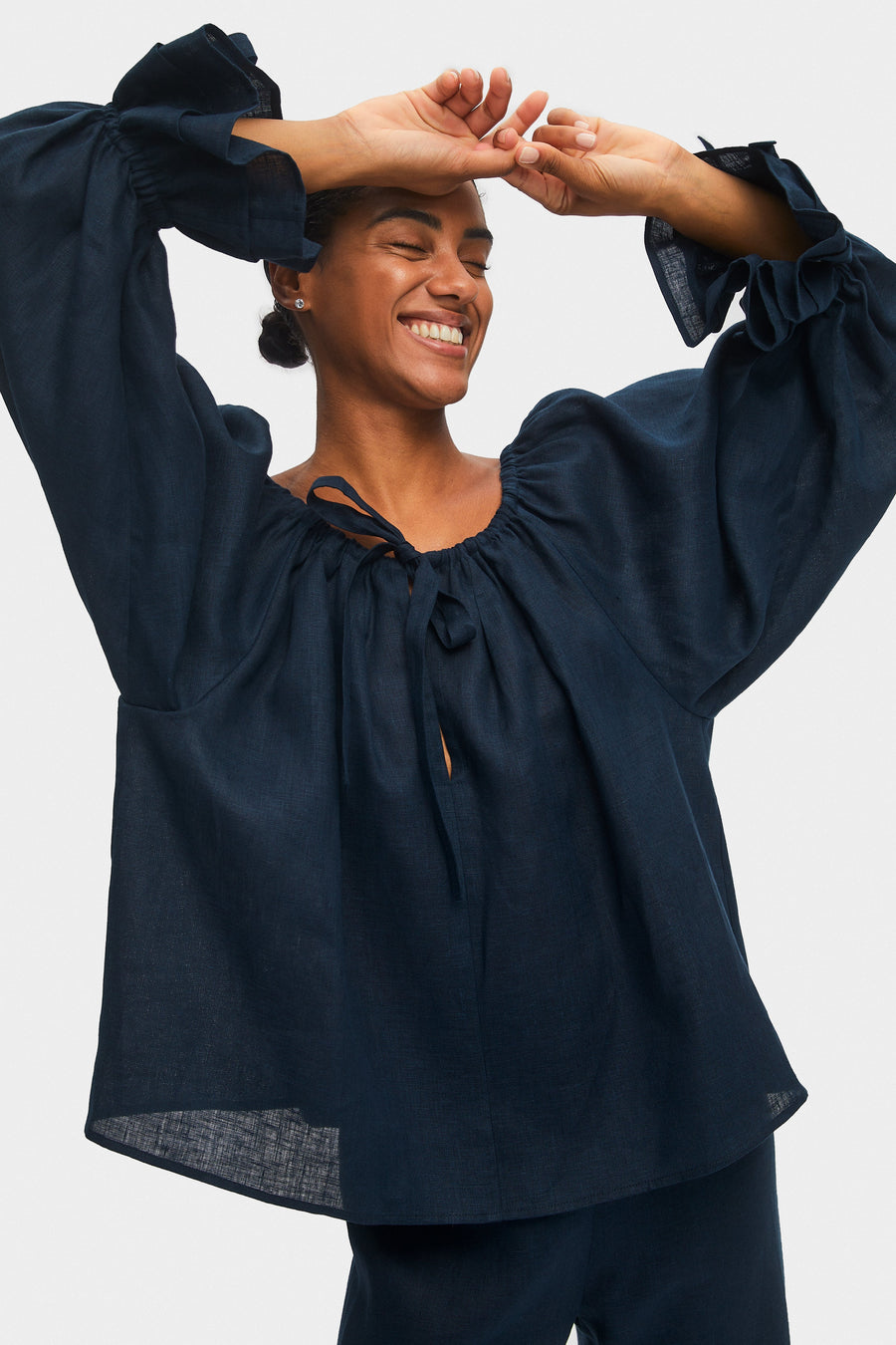 Cha-Cha Linen Lounge Set in Navy