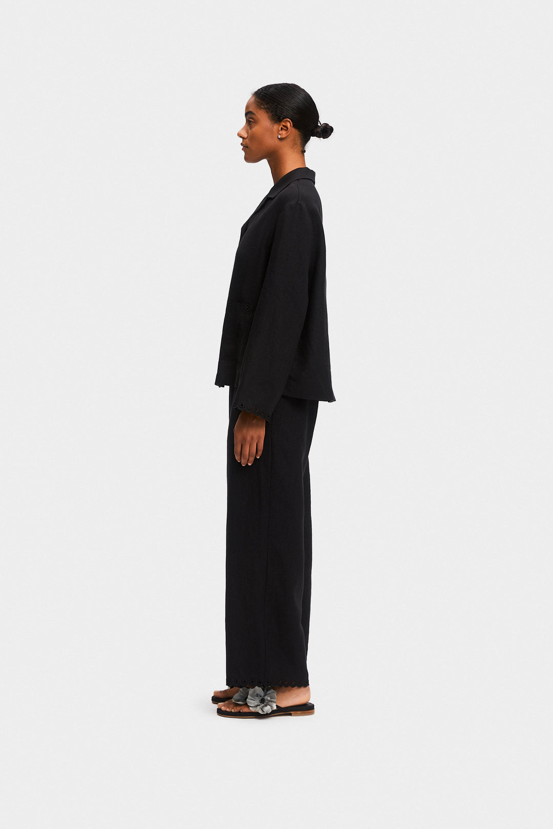 Sofia Linen Embroidered Pants in Black