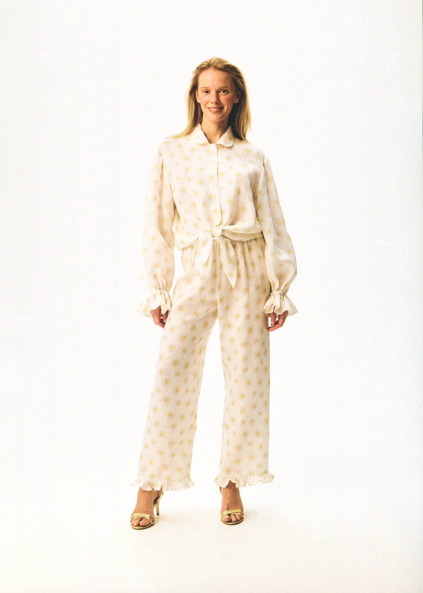 Rumba Linen Lounge Shirt in Daisies