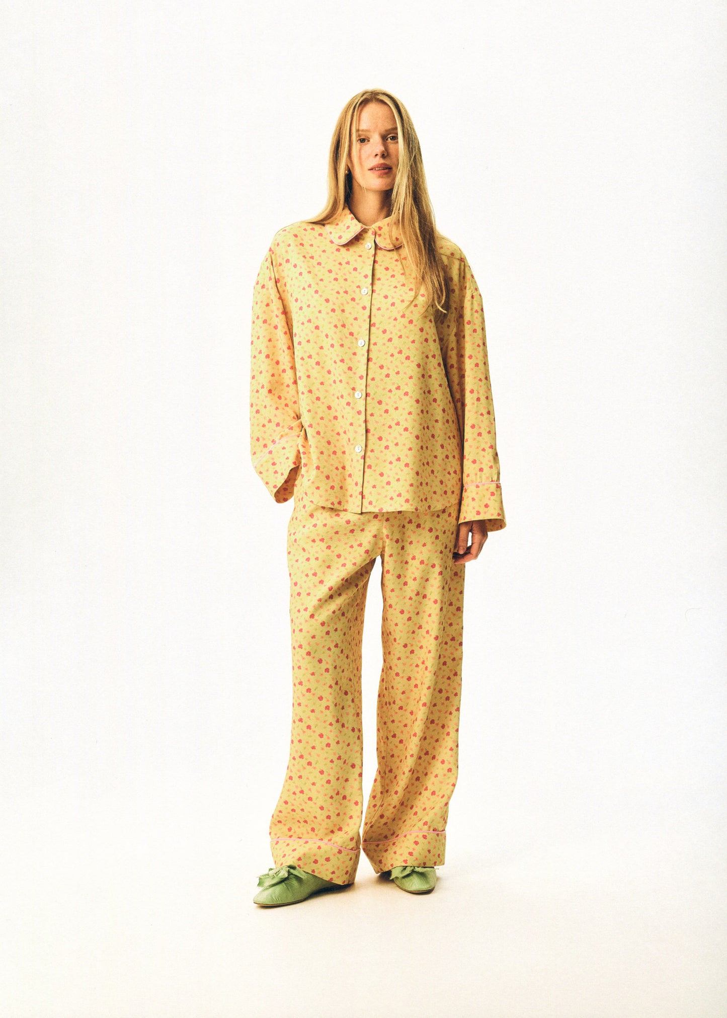 Pastelle Oversized Pants in Wild Pansies