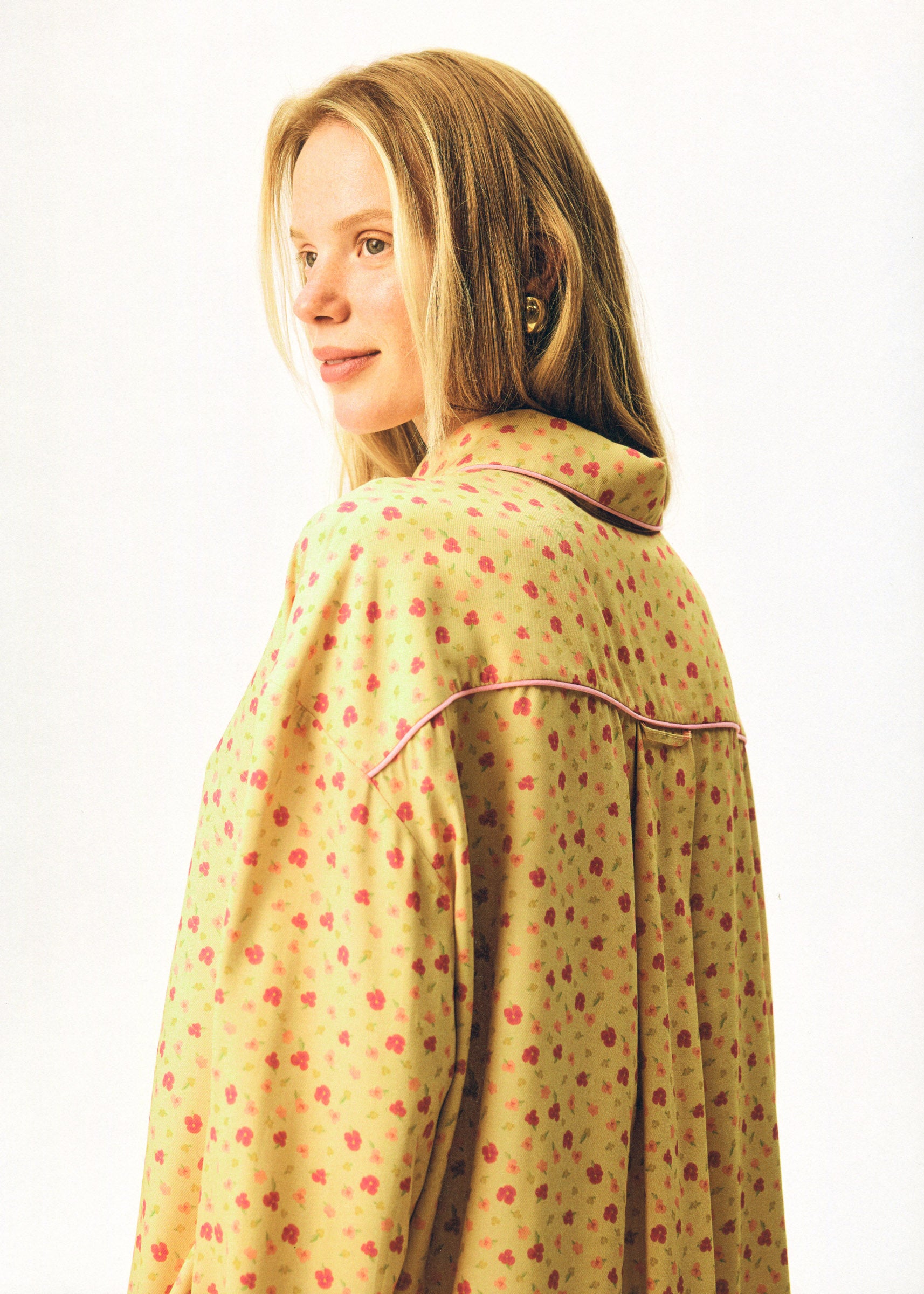 Pastelle Oversized Shirt in Wild Pansies