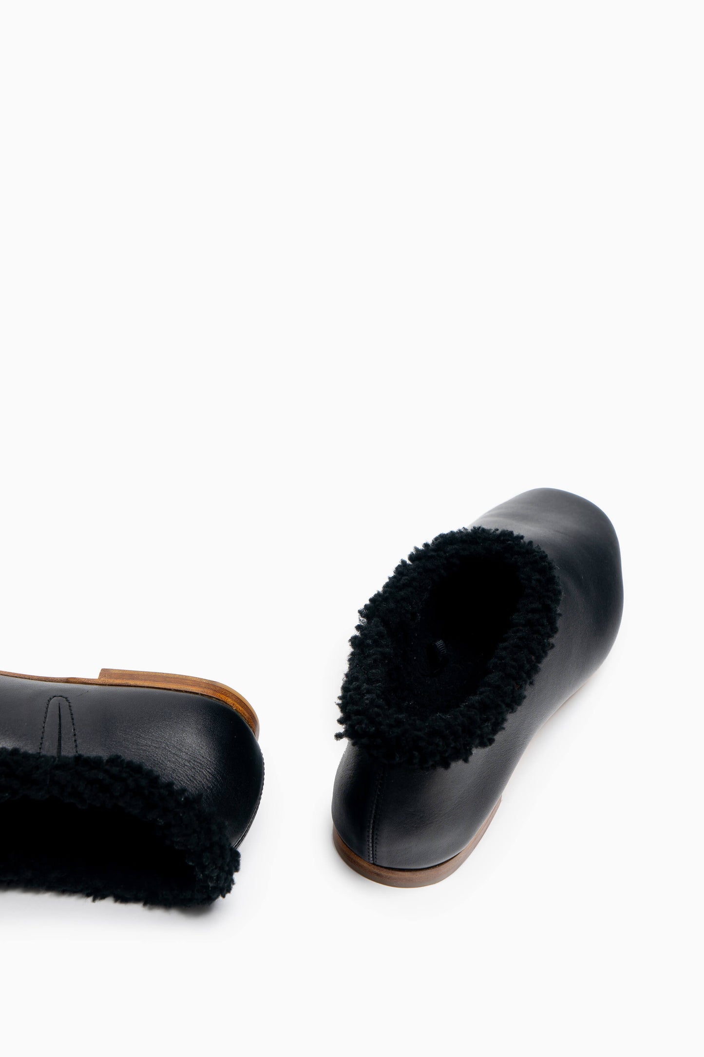Mittens Winter Slippers in Black
