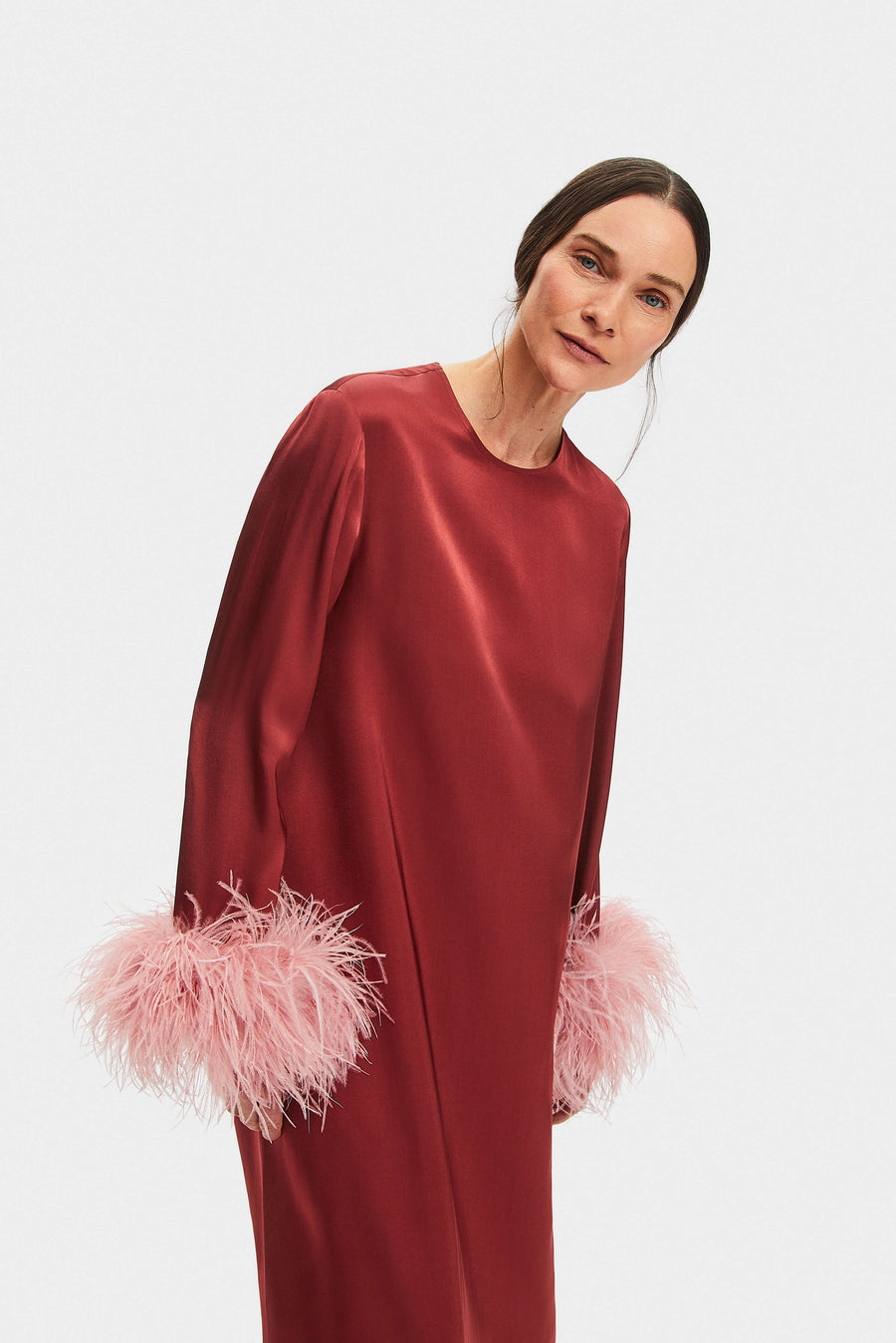 Suzi Maxi Dress with Detachable Feathers in Burgundy