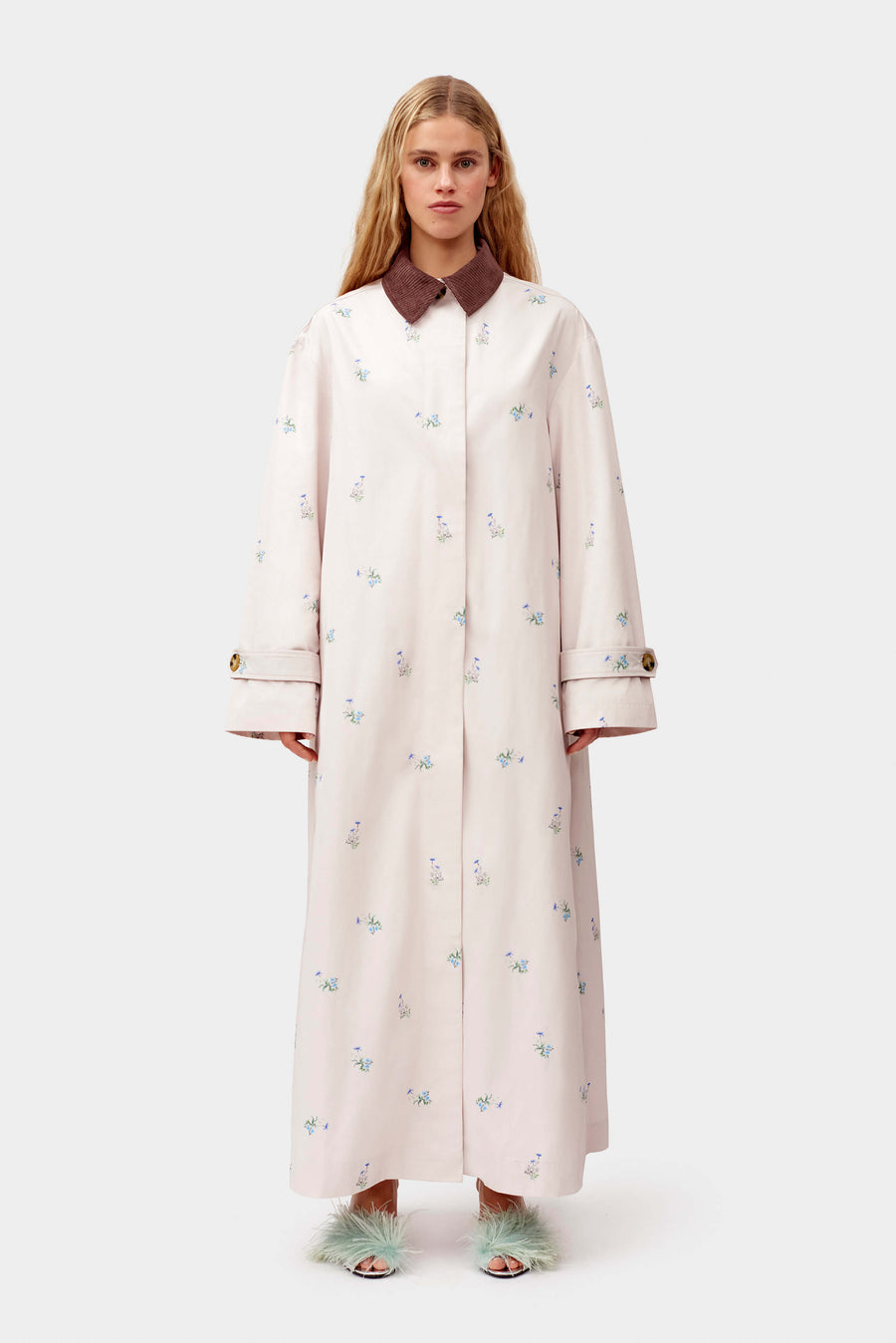 Yason Flower Trench Coat in Beige