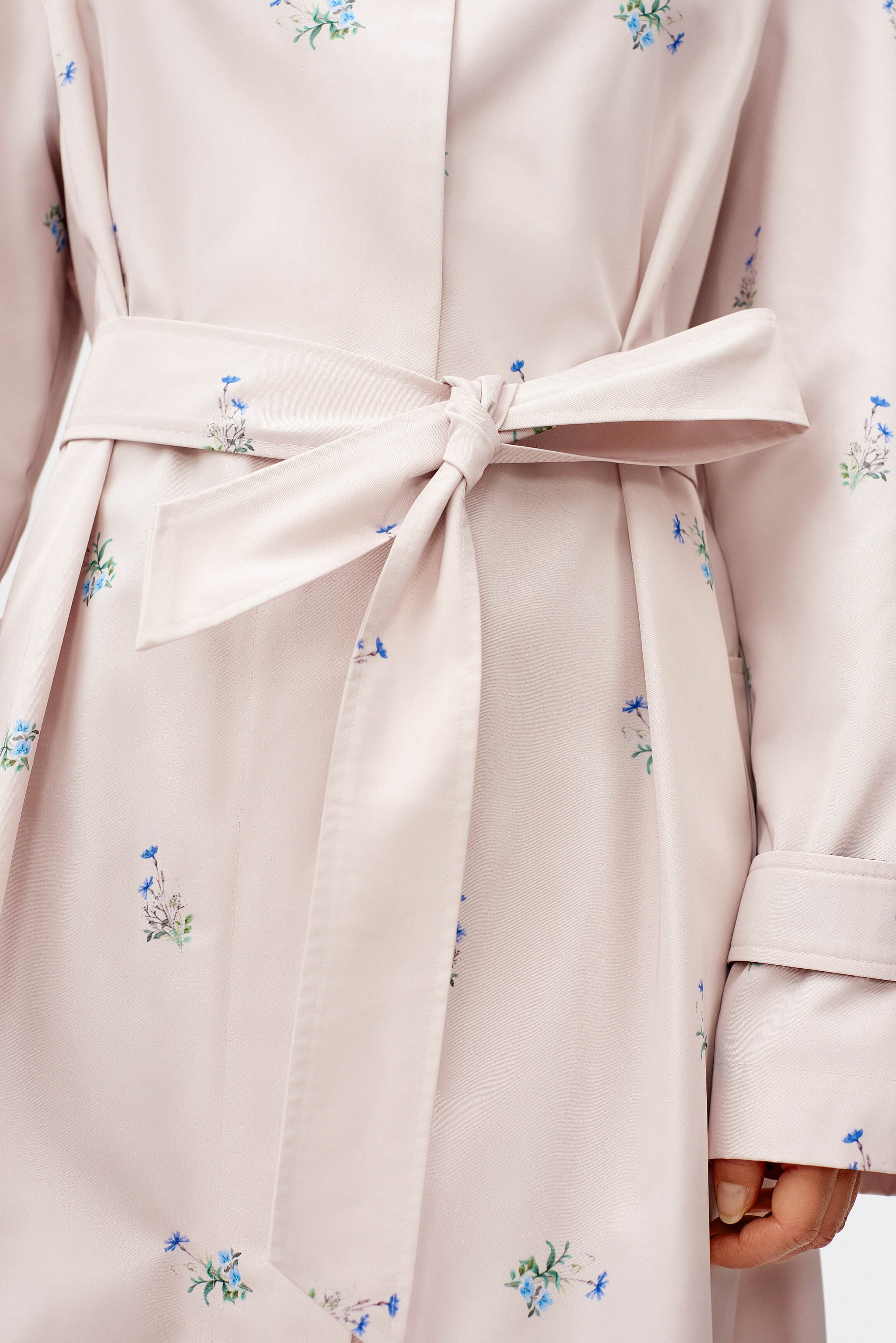 Yason Flower Trench Coat in Beige