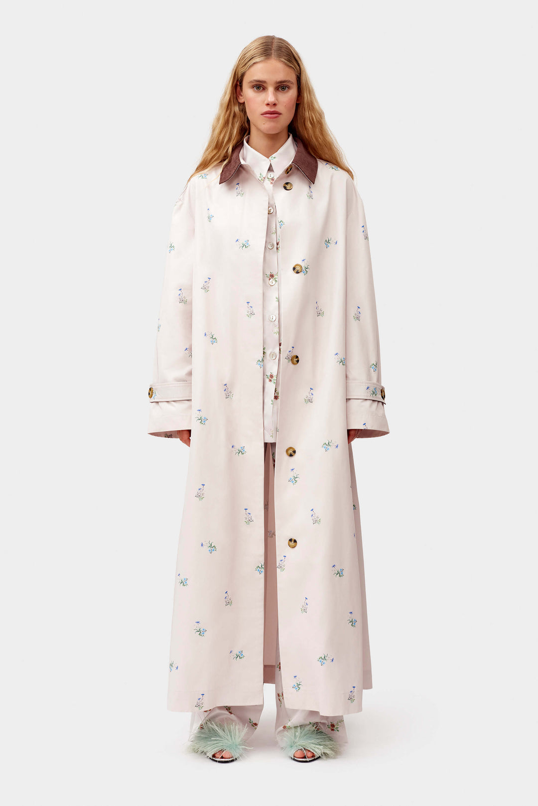 Yason Flower Trench Coat in Beige