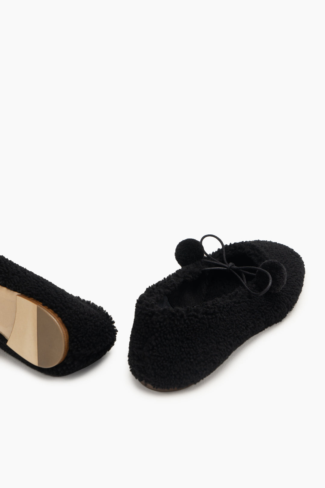 Lulu Shearling Slippers in Black