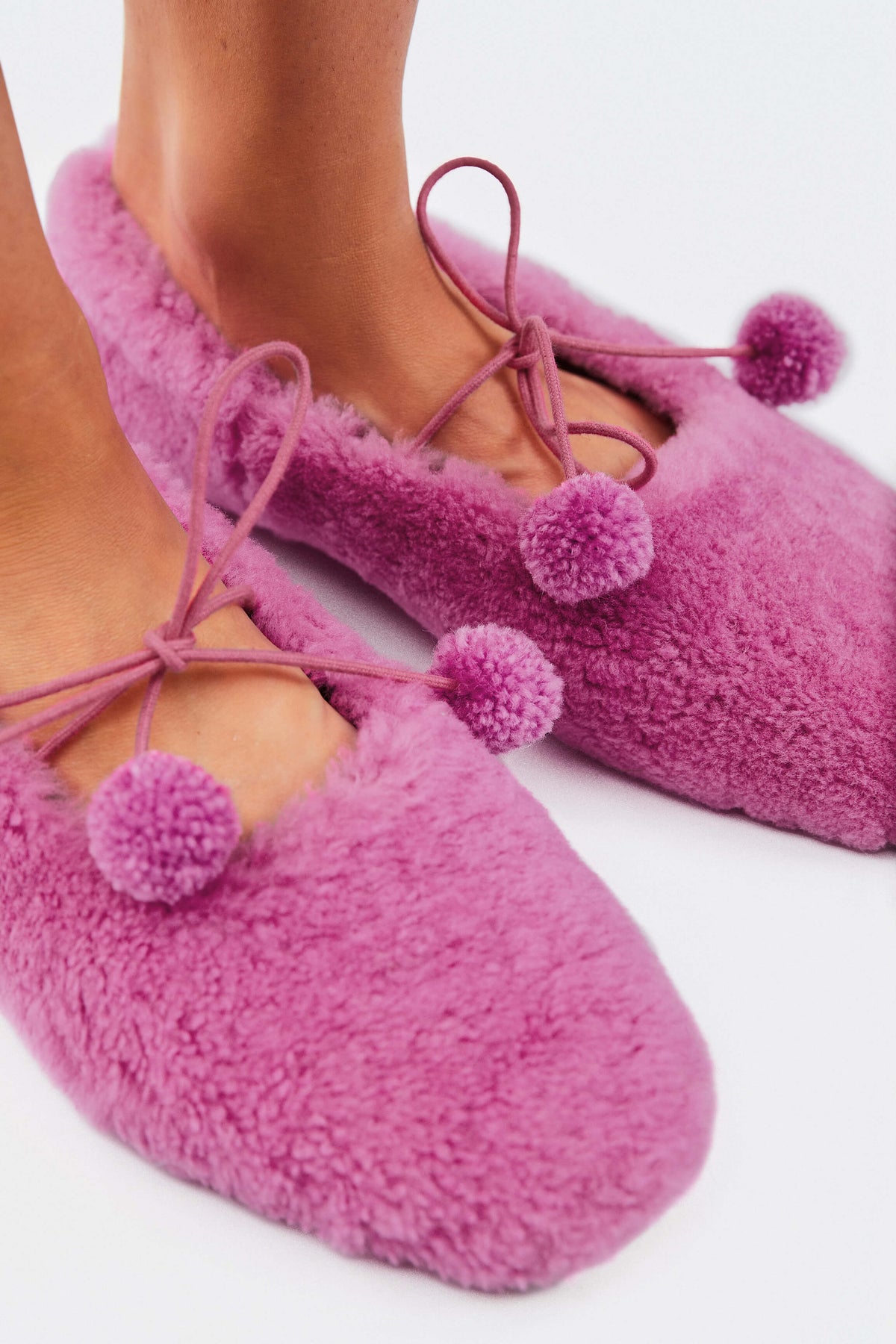 Lulu Shearling Slippers in Hot Pink