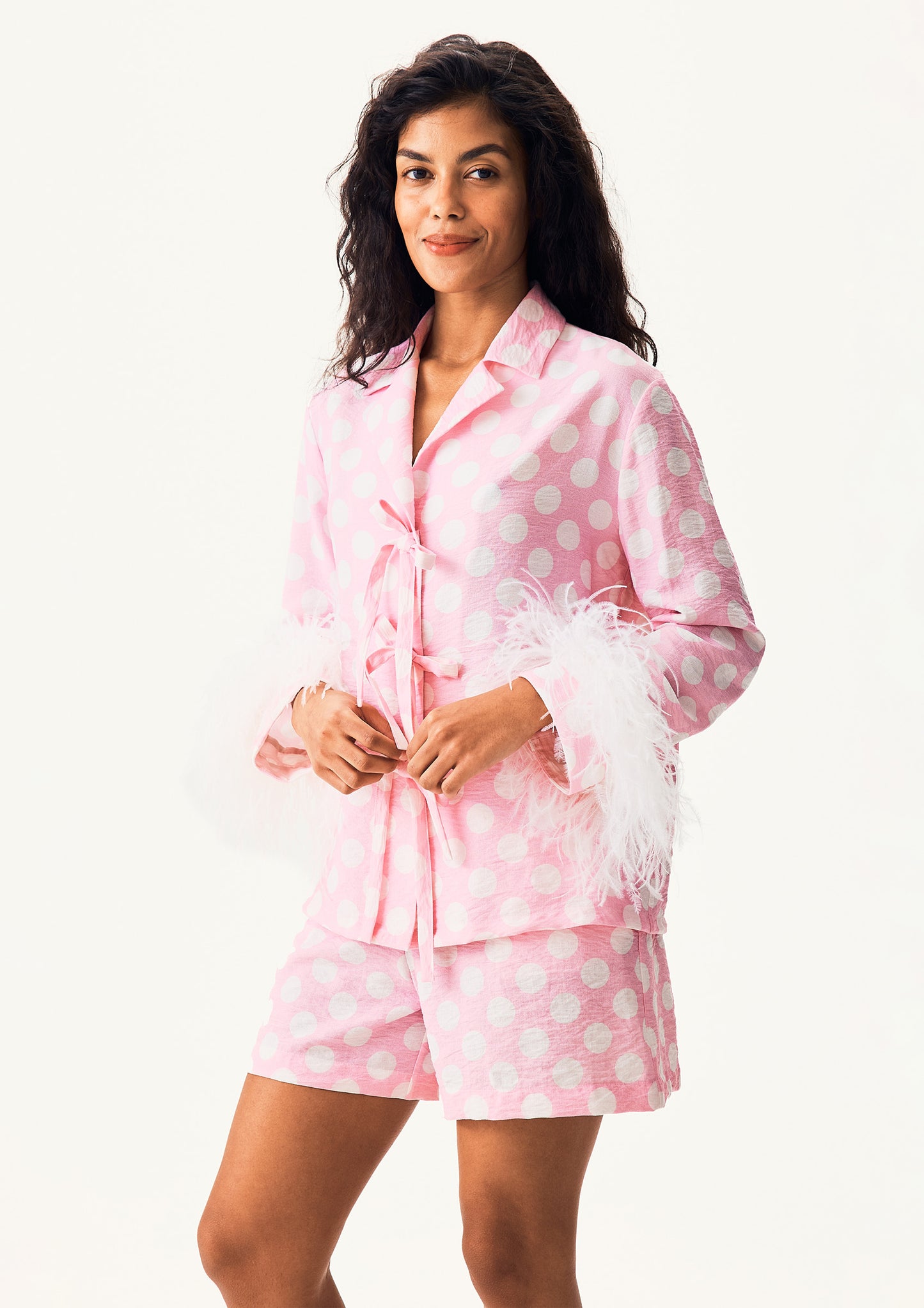 The Bow Set with shorts and Detachable Feathers in Pink and white polka dot