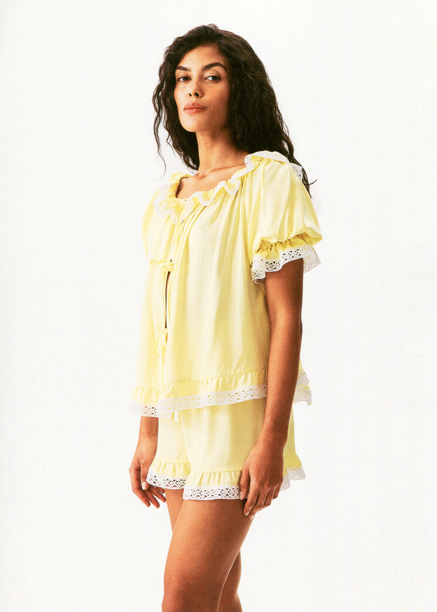 Romantica Set with Short in Yellow